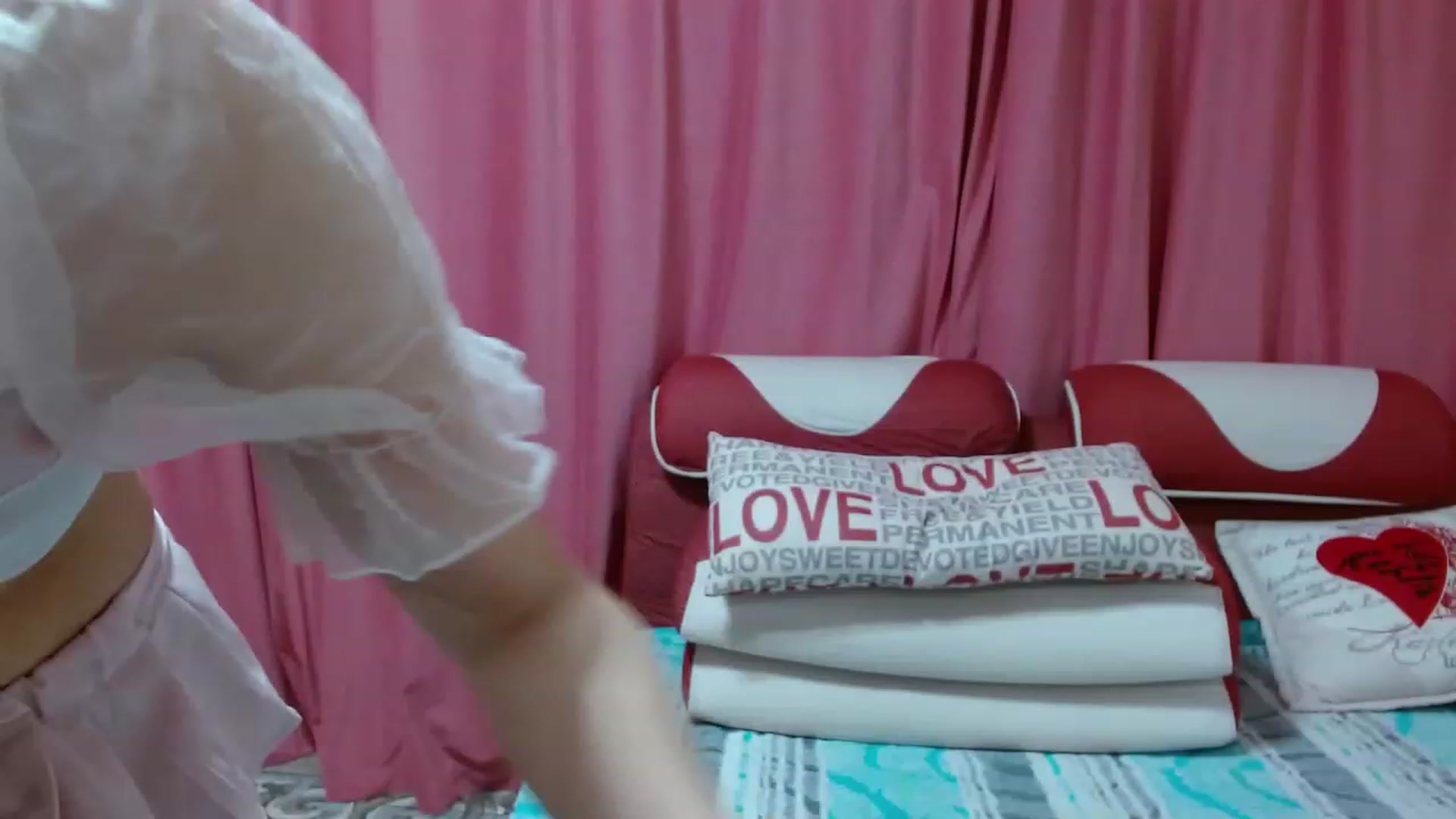 Gallery image thumbnail from Asiankitty_oX's myfreecams stream on, 01/13/2023, 16:19 image 4 of 20