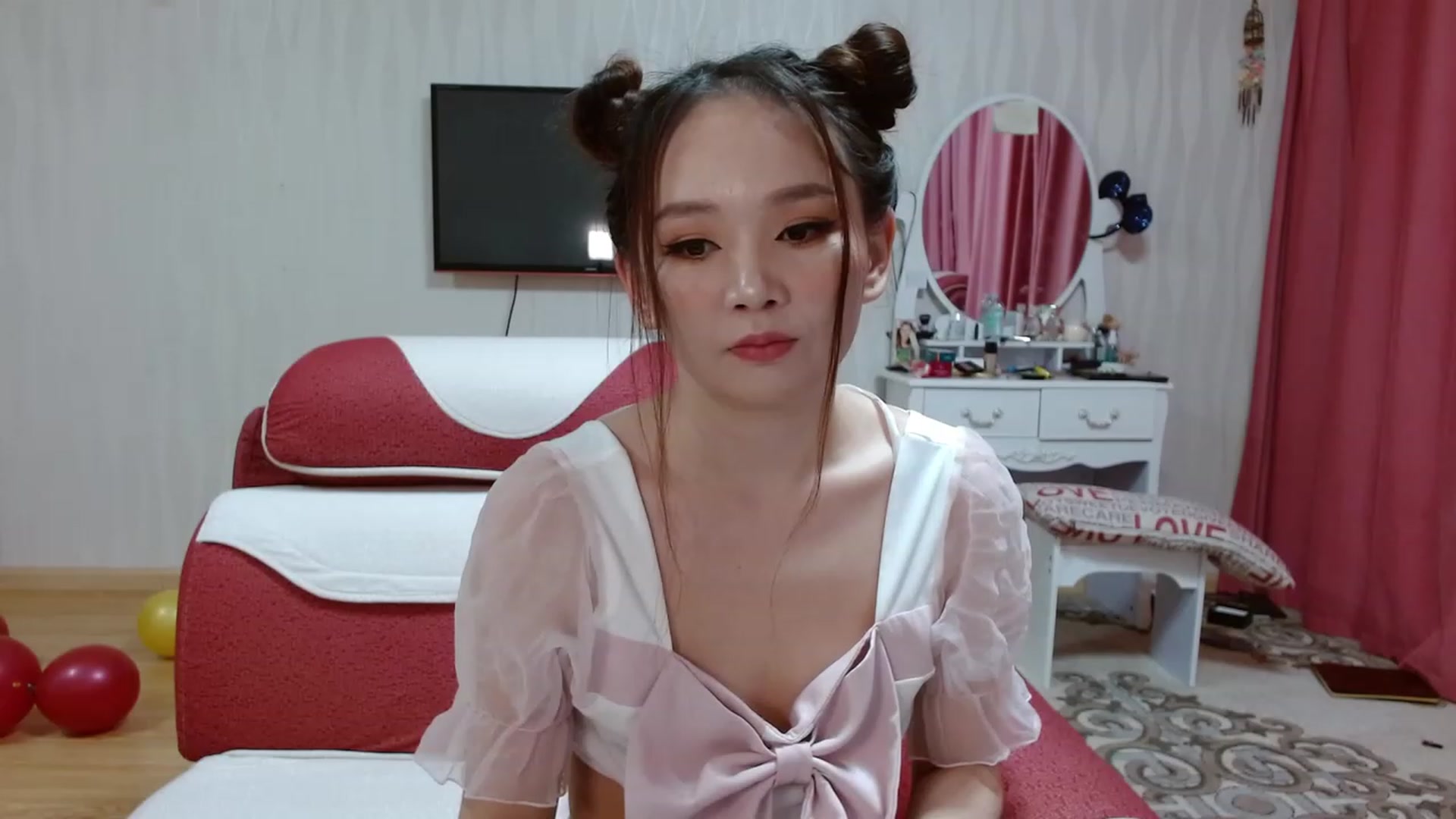 Gallery image thumbnail from Asiankitty_oX's myfreecams stream on, 01/13/2023, 16:19 image 11 of 20