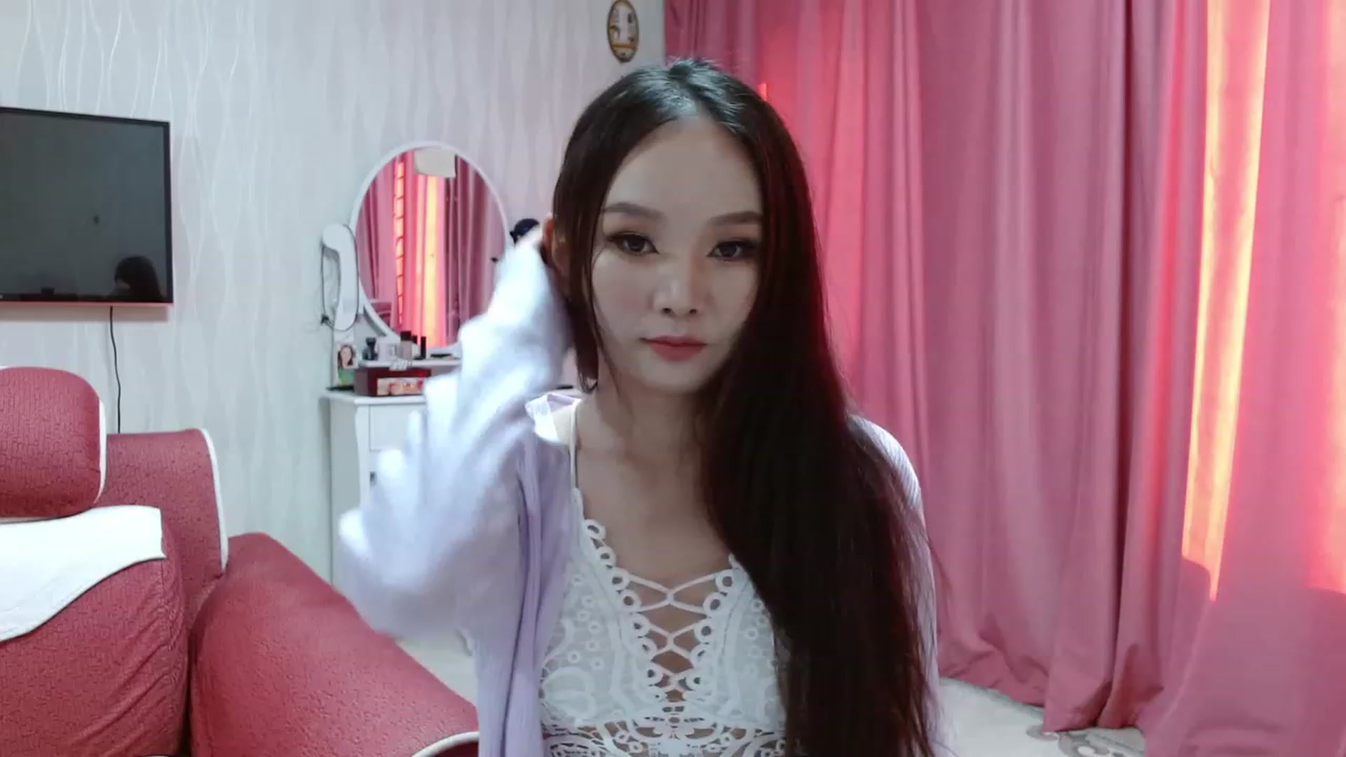 Gallery image thumbnail from Asiankitty_oX's myfreecams stream on, 01/23/2023, 04:38 image 2 of 20