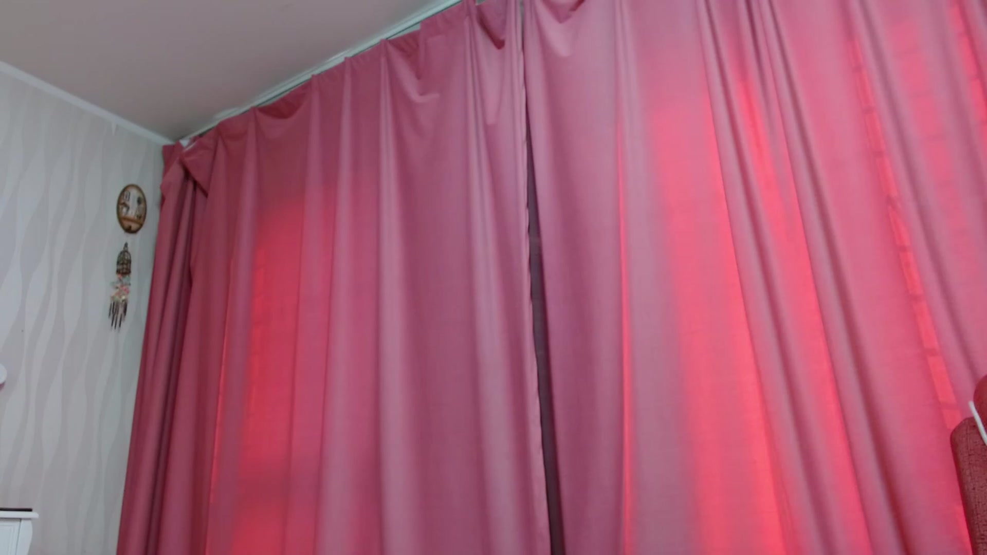 Gallery image thumbnail from Asiankitty_oX's myfreecams stream on, 01/30/2023, 03:47 image 12 of 20