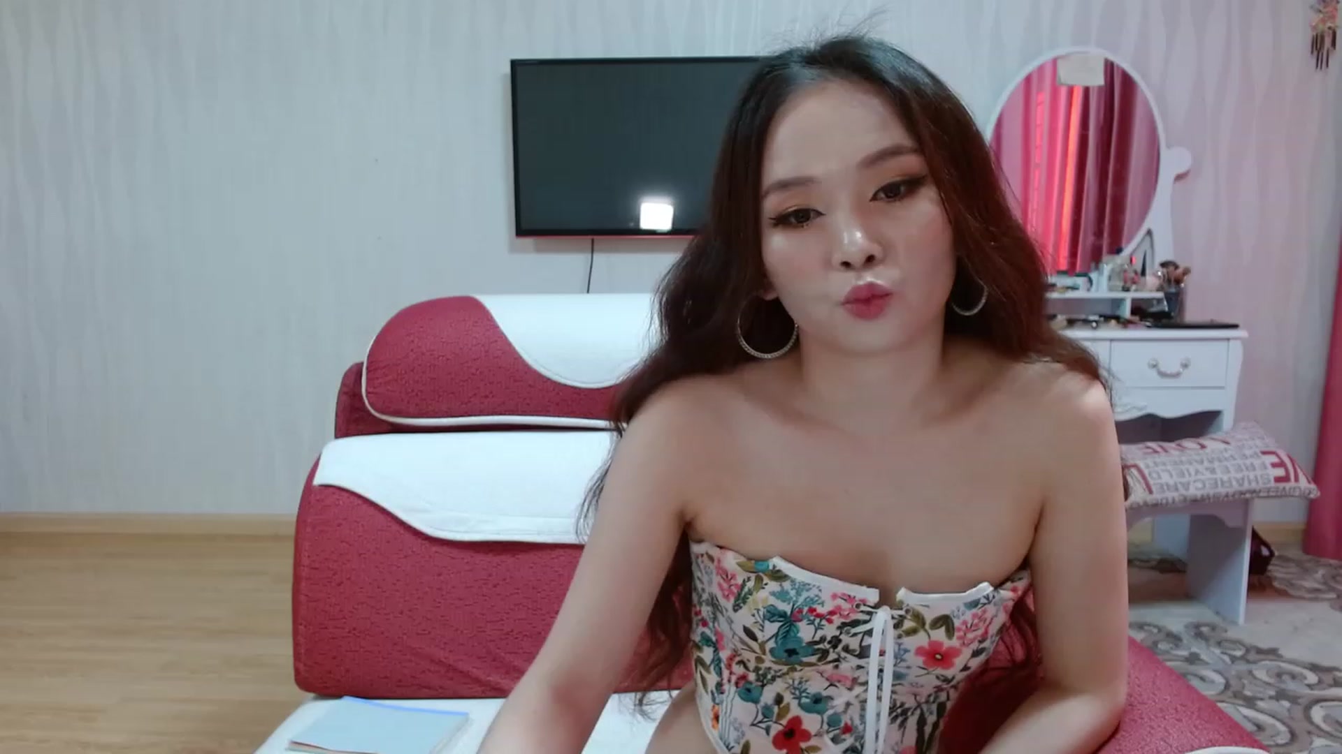 Gallery image thumbnail from Asiankitty_oX's myfreecams stream on, 02/05/2023, 03:58 image 15 of 20