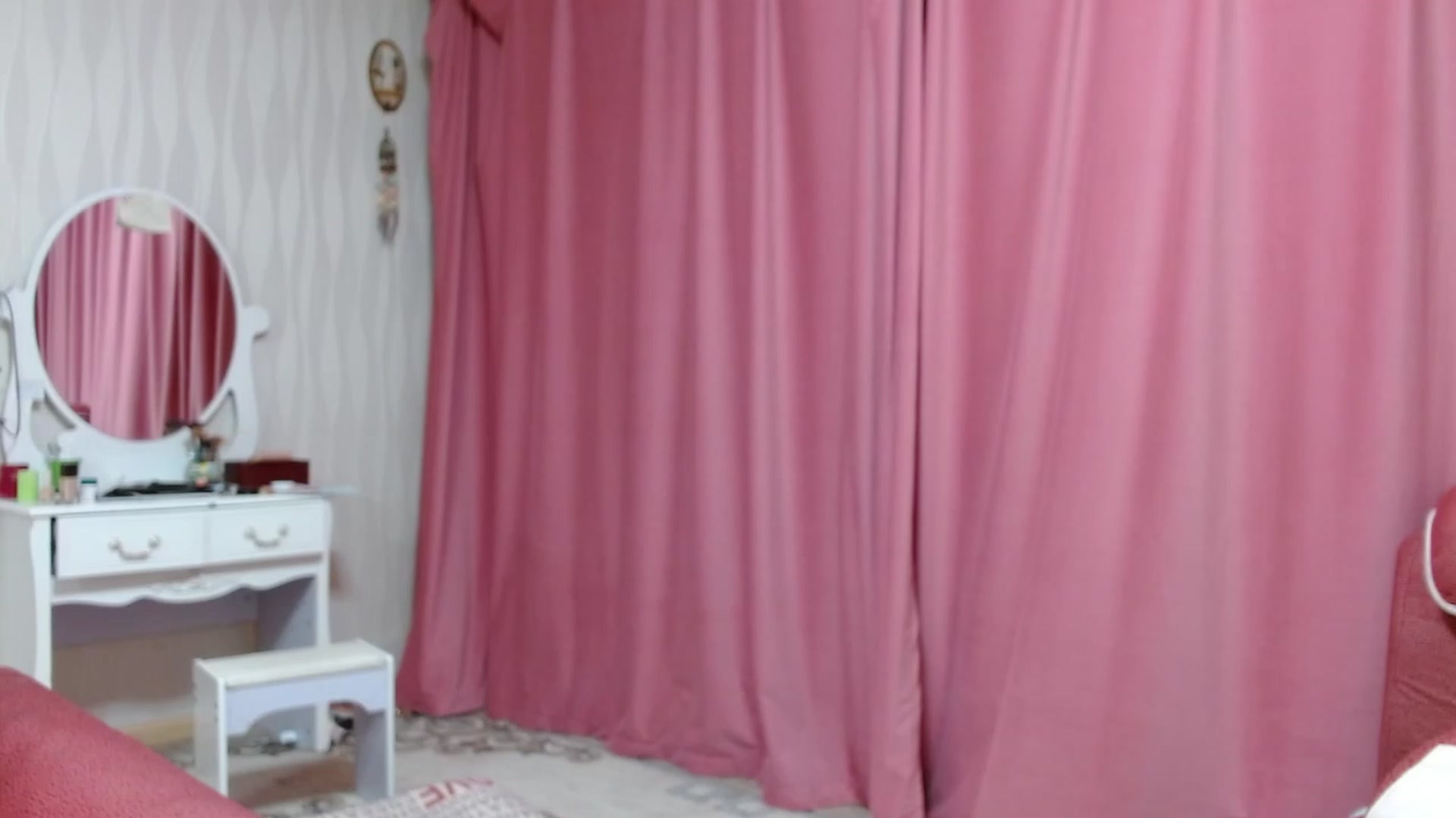 Gallery image thumbnail from Asiankitty_oX's myfreecams stream on, 02/11/2023, 12:17 image 2 of 20