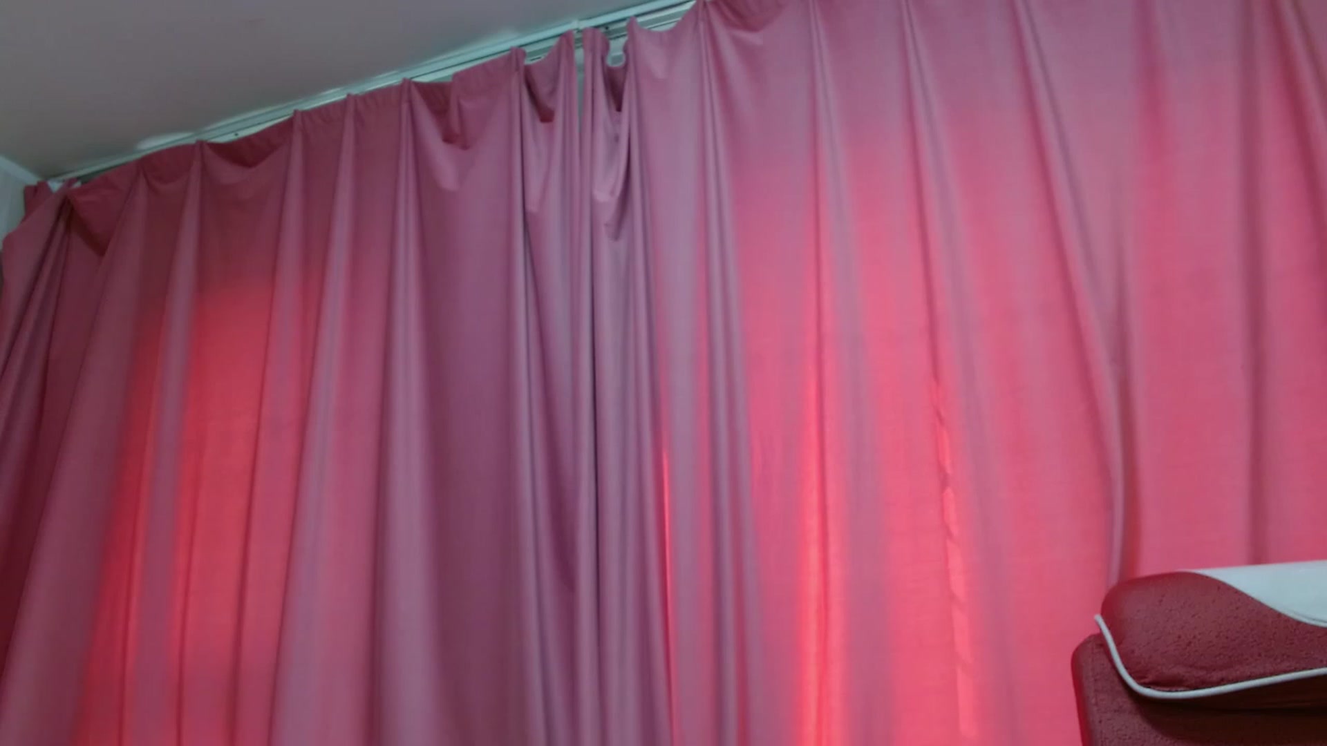 Gallery image thumbnail from Asiankitty_oX's myfreecams stream on, 03/05/2023, 04:29 image 16 of 20
