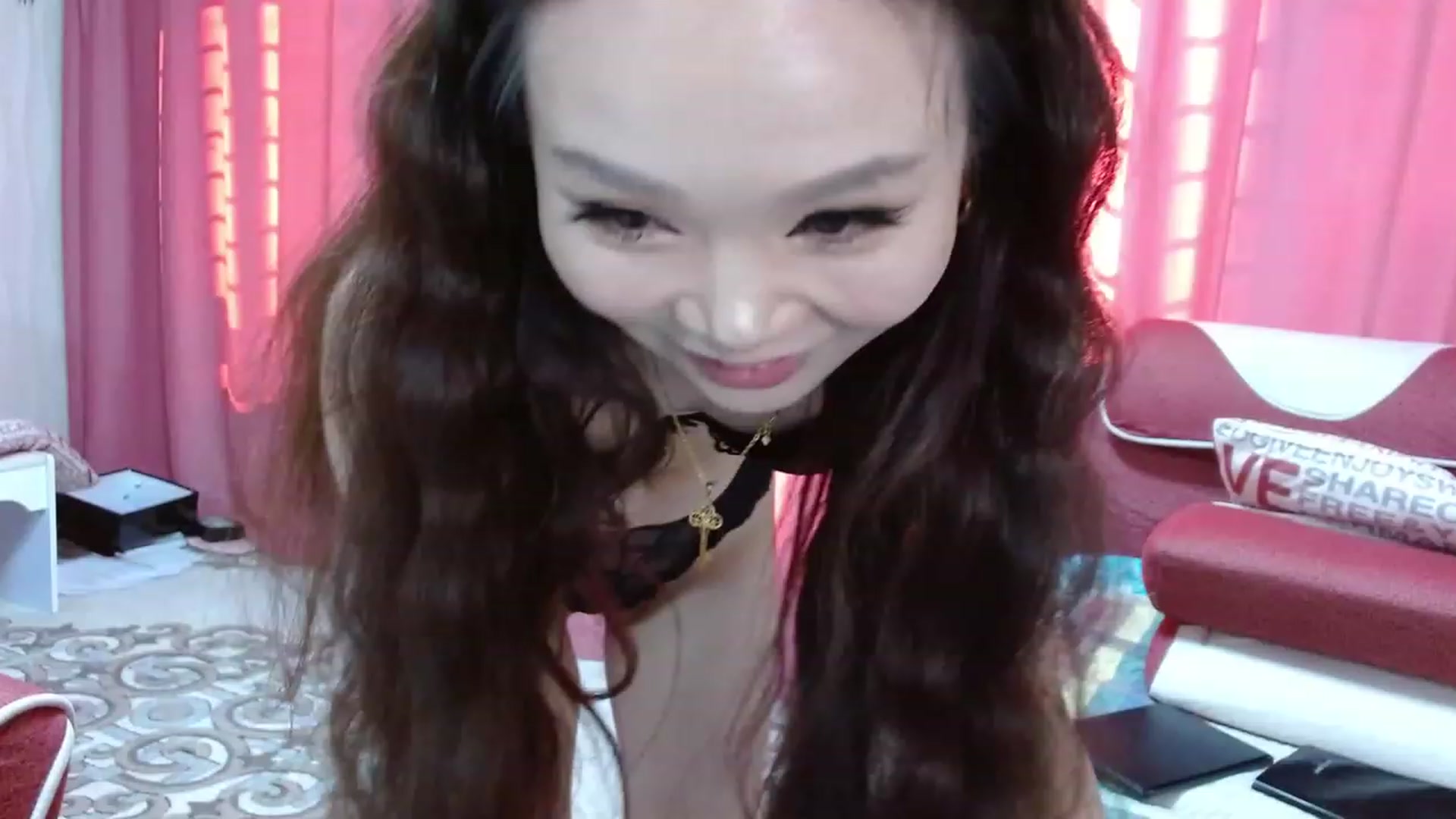 Gallery image thumbnail from Asiankitty_oX's myfreecams stream on, 03/20/2023, 03:30 image 16 of 20