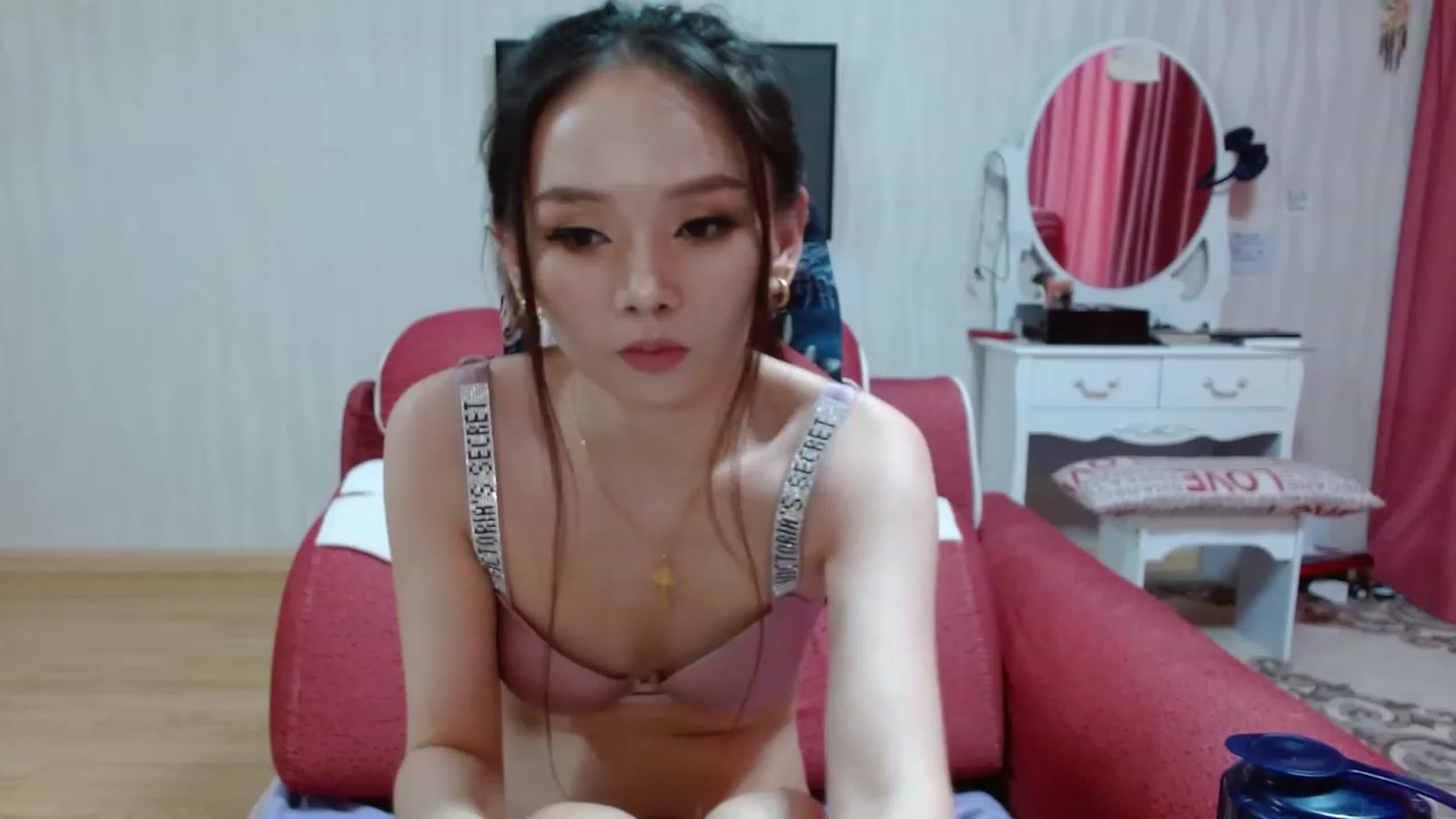 Gallery image thumbnail from Asiankitty_oX's myfreecams stream on, 03/24/2023, 06:29 image 9 of 20