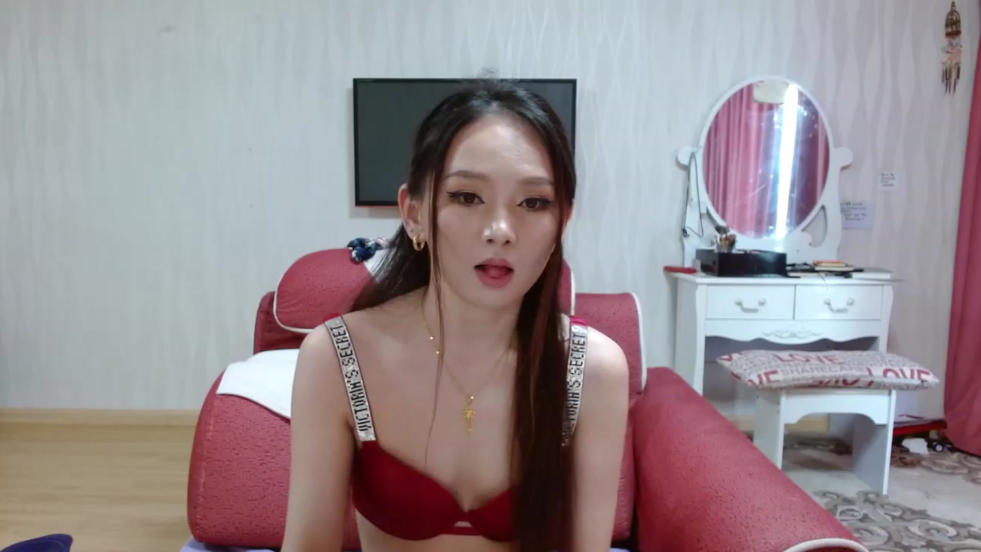 Gallery image thumbnail from Asiankitty_oX's myfreecams stream on, 03/25/2023, 06:30 image 14 of 20