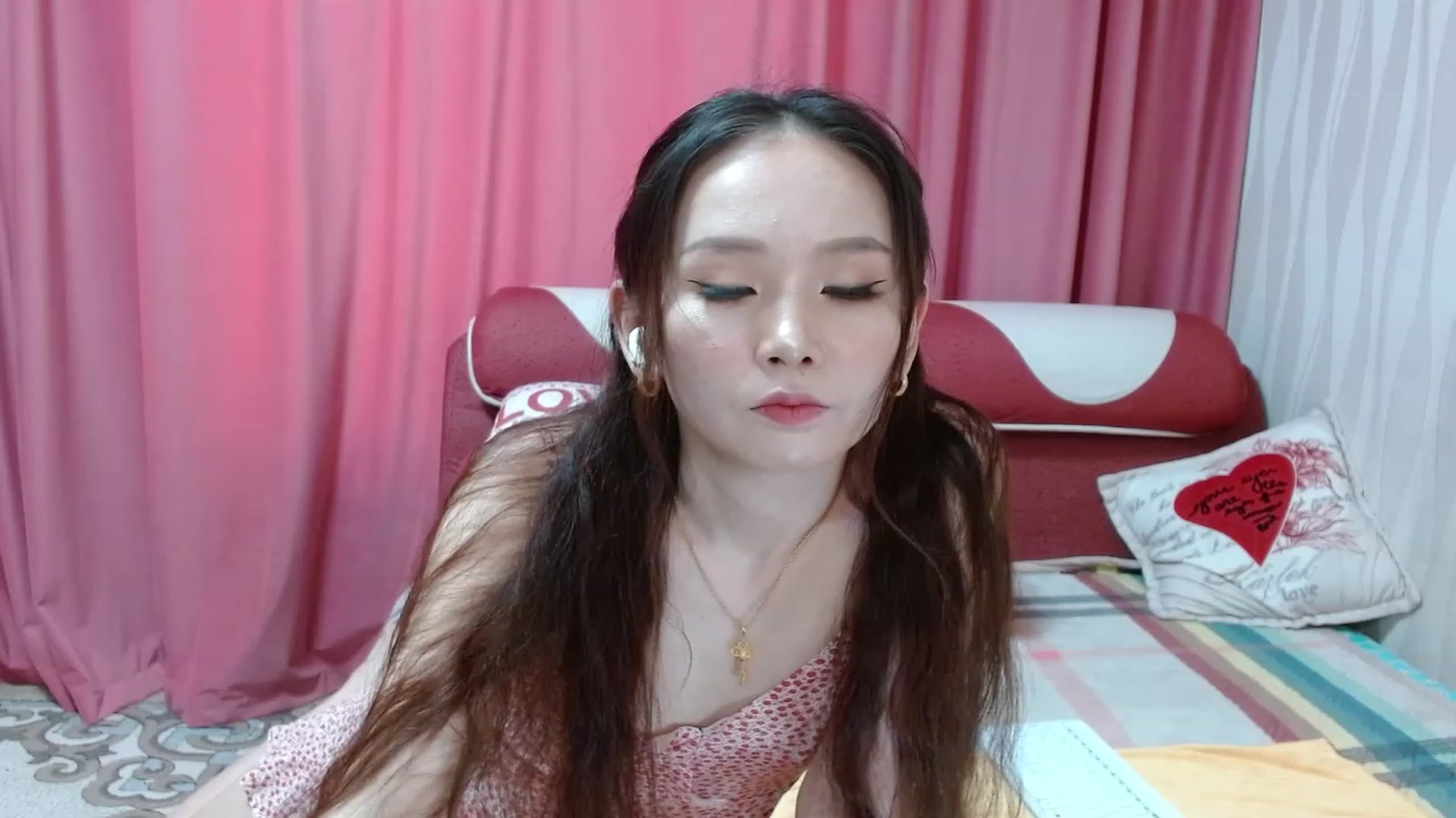 Gallery image thumbnail from Asiankitty_oX's myfreecams stream on, 03/28/2023, 05:42 image 10 of 20