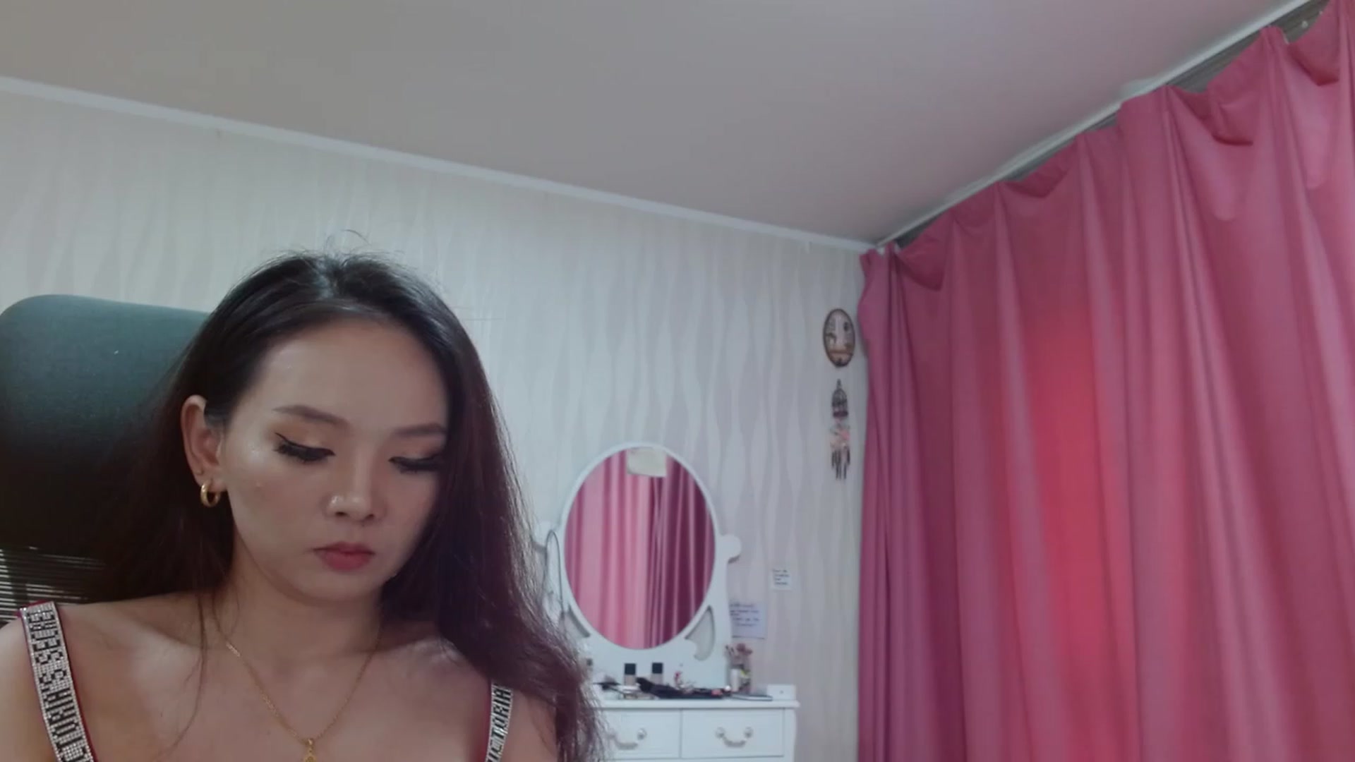 Gallery image thumbnail from Asiankitty_oX's myfreecams stream on, 04/15/2023, 09:24 image 6 of 20
