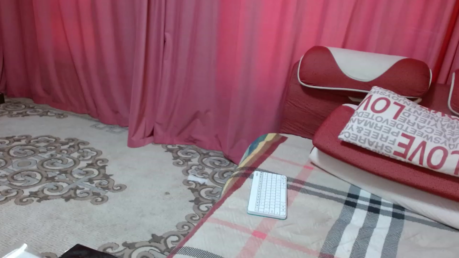 Gallery image thumbnail from Asiankitty_oX's myfreecams stream on, 04/19/2023, 07:06 image 19 of 20