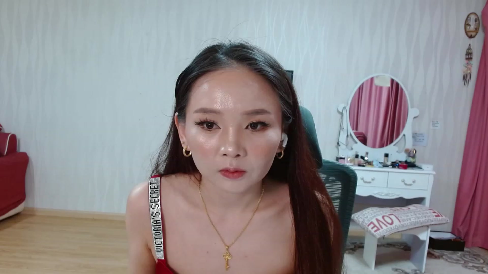 Gallery image thumbnail from Asiankitty_oX's myfreecams stream on, 04/22/2023, 13:06 image 10 of 20