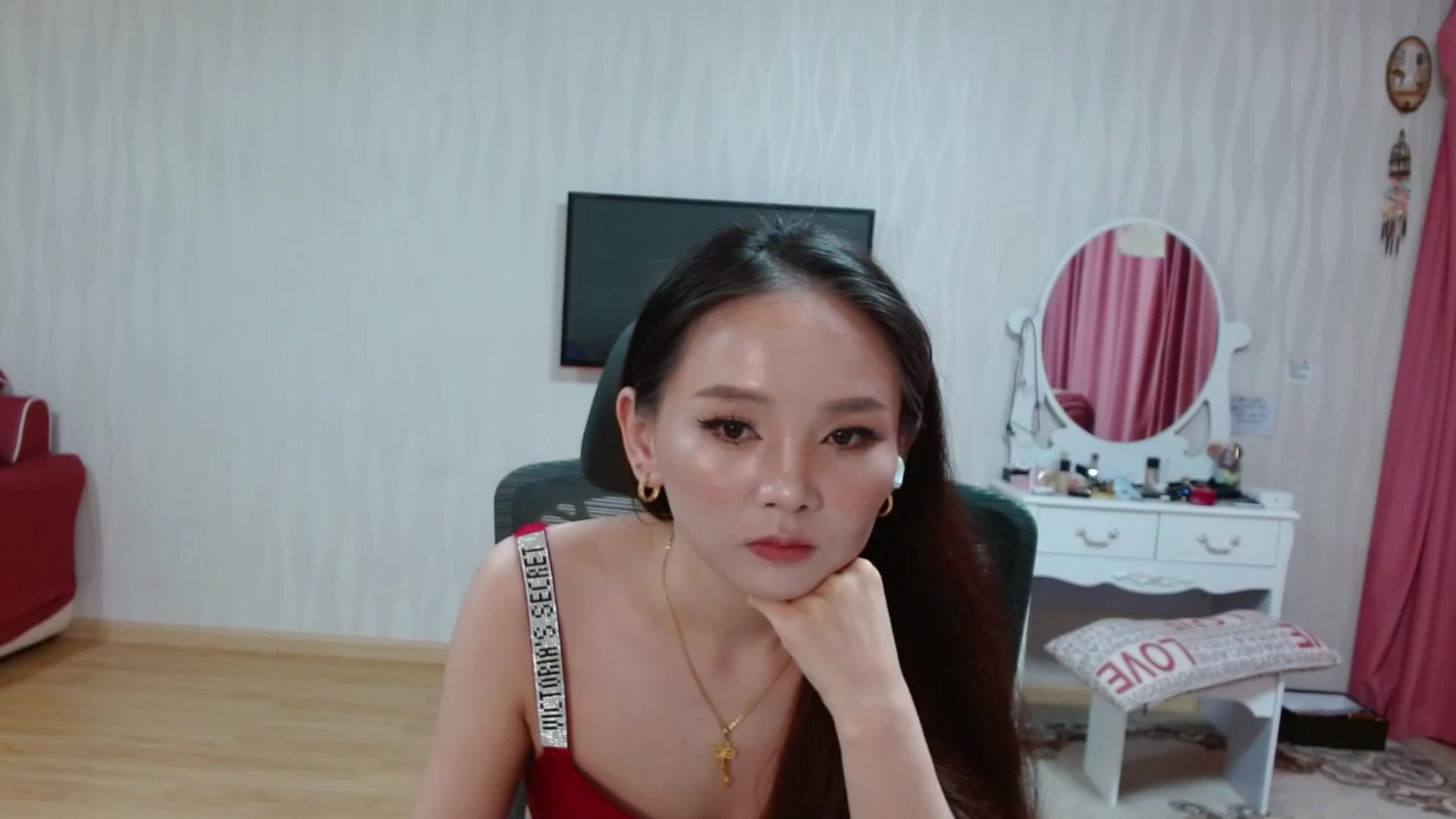 Gallery image thumbnail from Asiankitty_oX's myfreecams stream on, 04/22/2023, 13:06 image 20 of 20