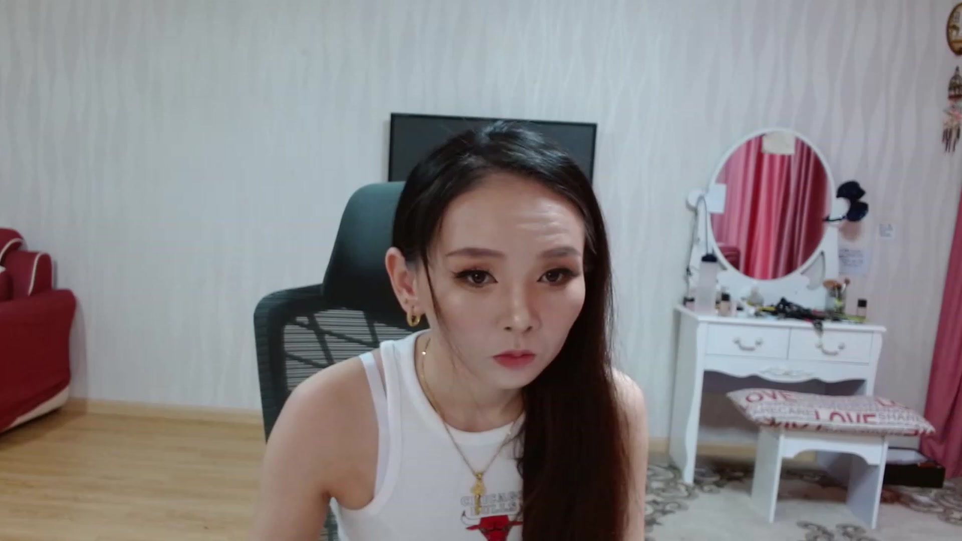 Gallery image thumbnail from Asiankitty_oX's myfreecams stream on, 04/25/2023, 05:27 image 4 of 20