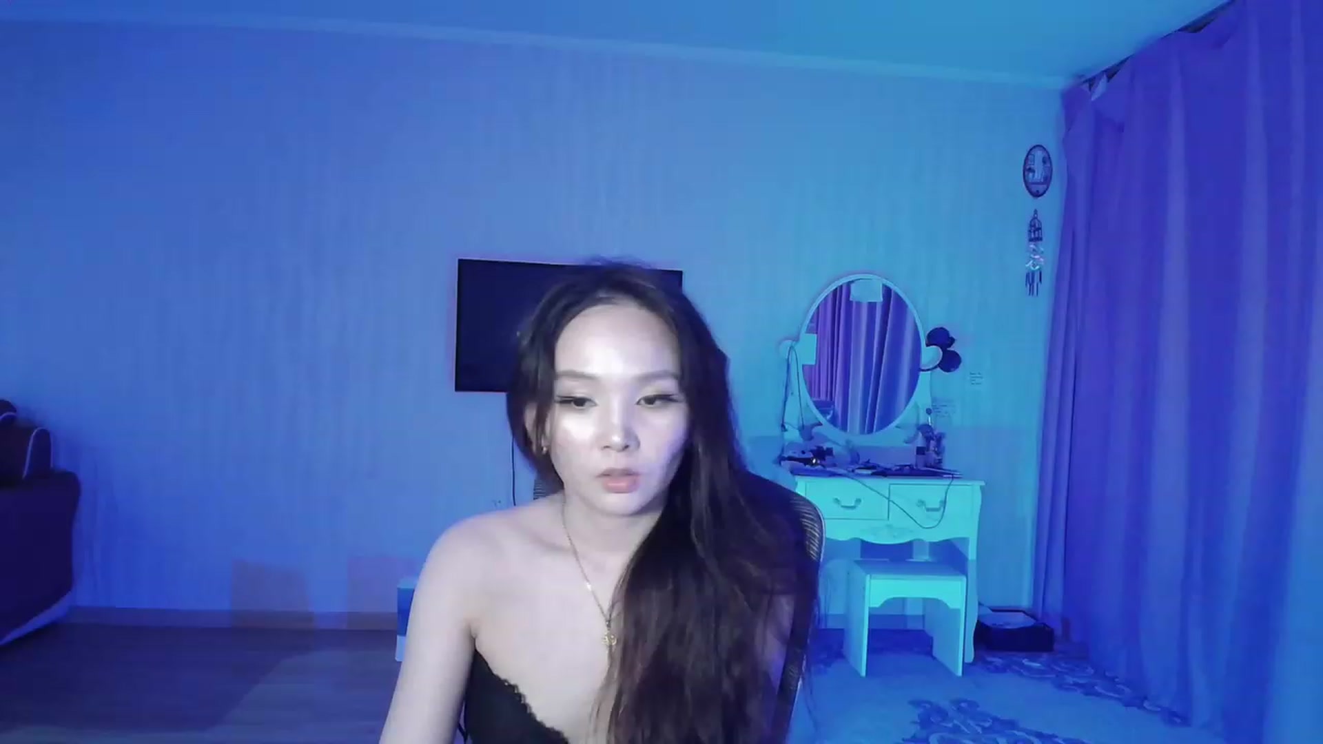 Gallery image thumbnail from Asiankitty_oX's myfreecams stream on, 04/26/2023, 16:01 image 18 of 20