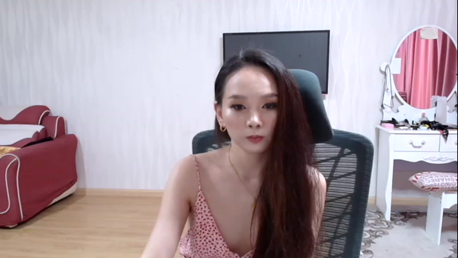 Gallery image thumbnail from Asiankitty_oX's myfreecams stream on, 04/28/2023, 07:35 image 1 of 20