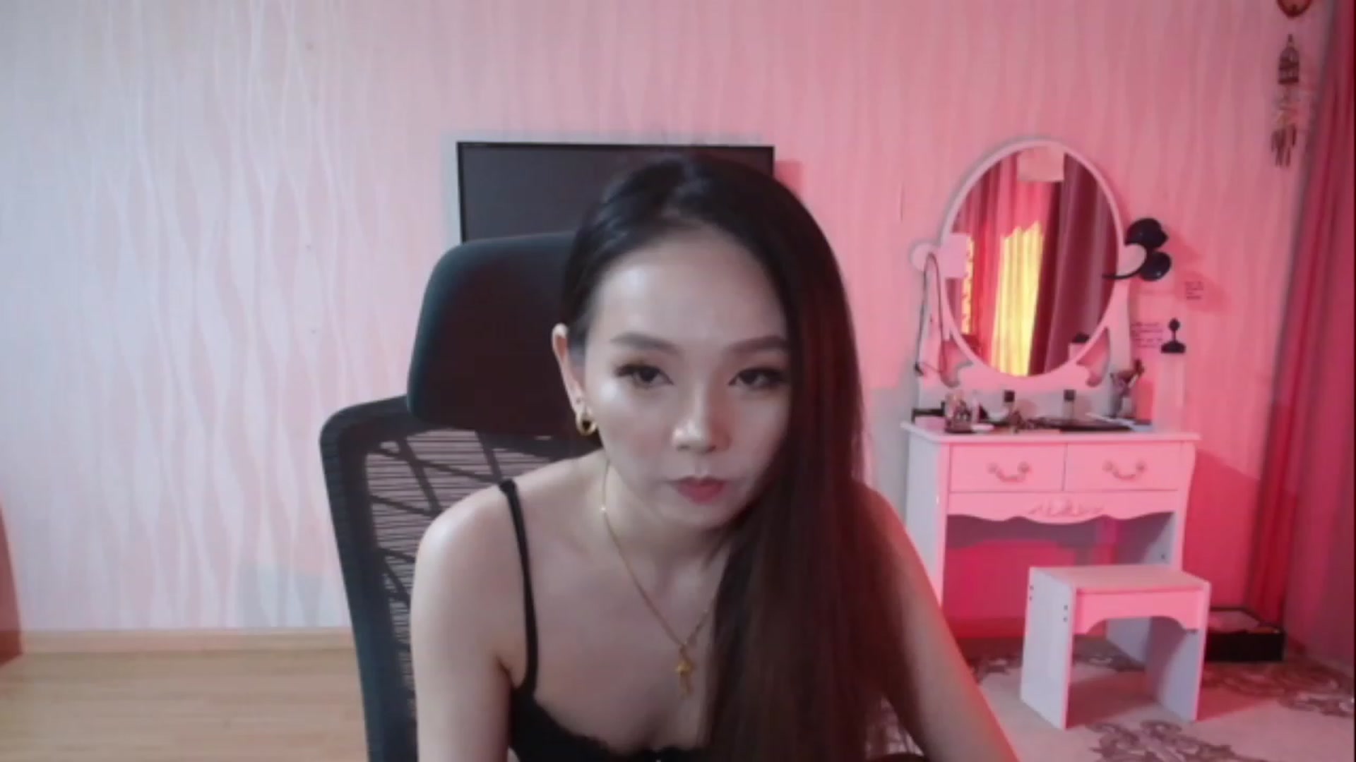 Gallery image thumbnail from Asiankitty_oX's myfreecams stream on, 04/29/2023, 03:20 image 2 of 20