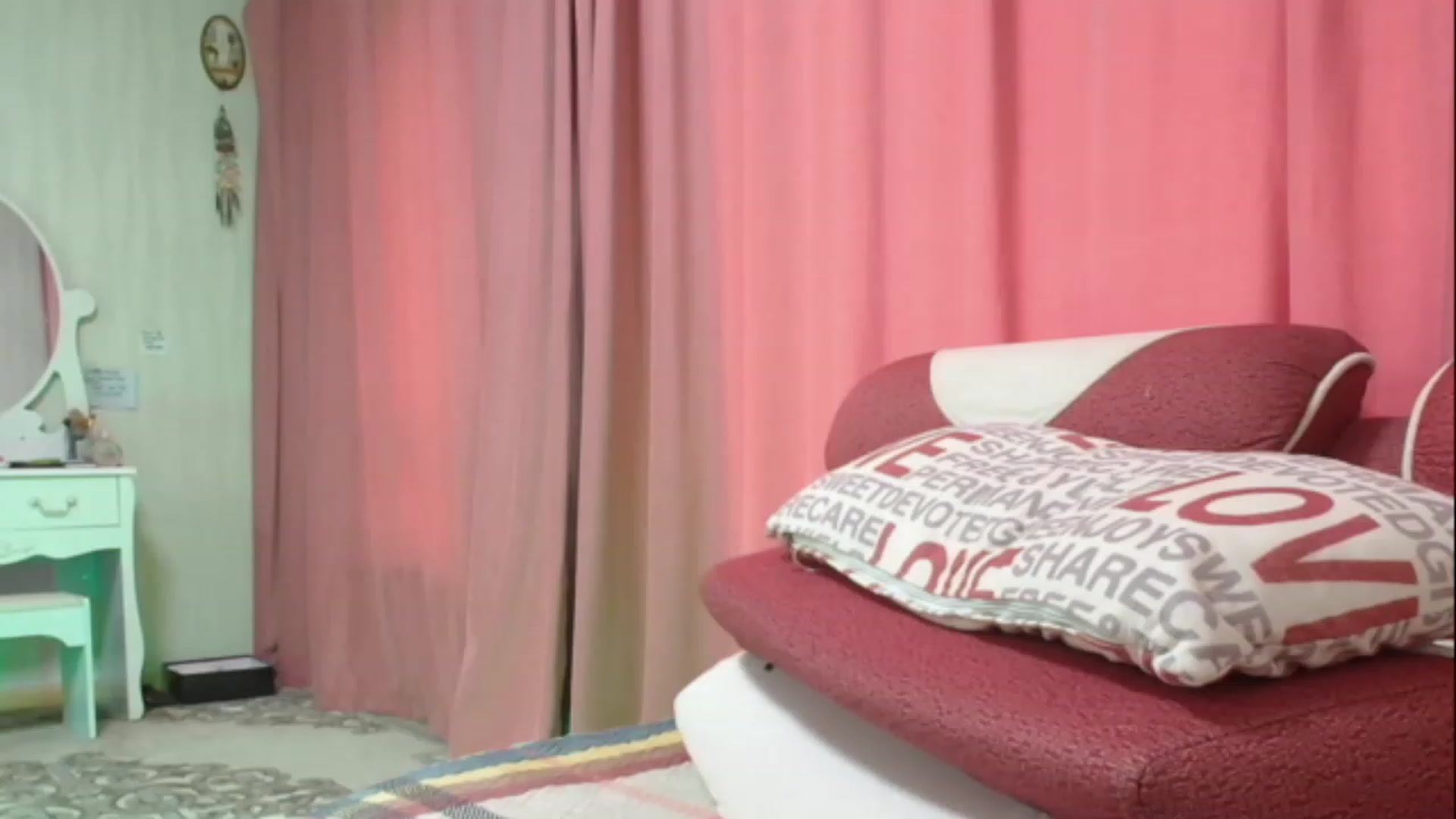 Gallery image thumbnail from Asiankitty_oX's myfreecams stream on, 05/01/2023, 08:31 image 11 of 20