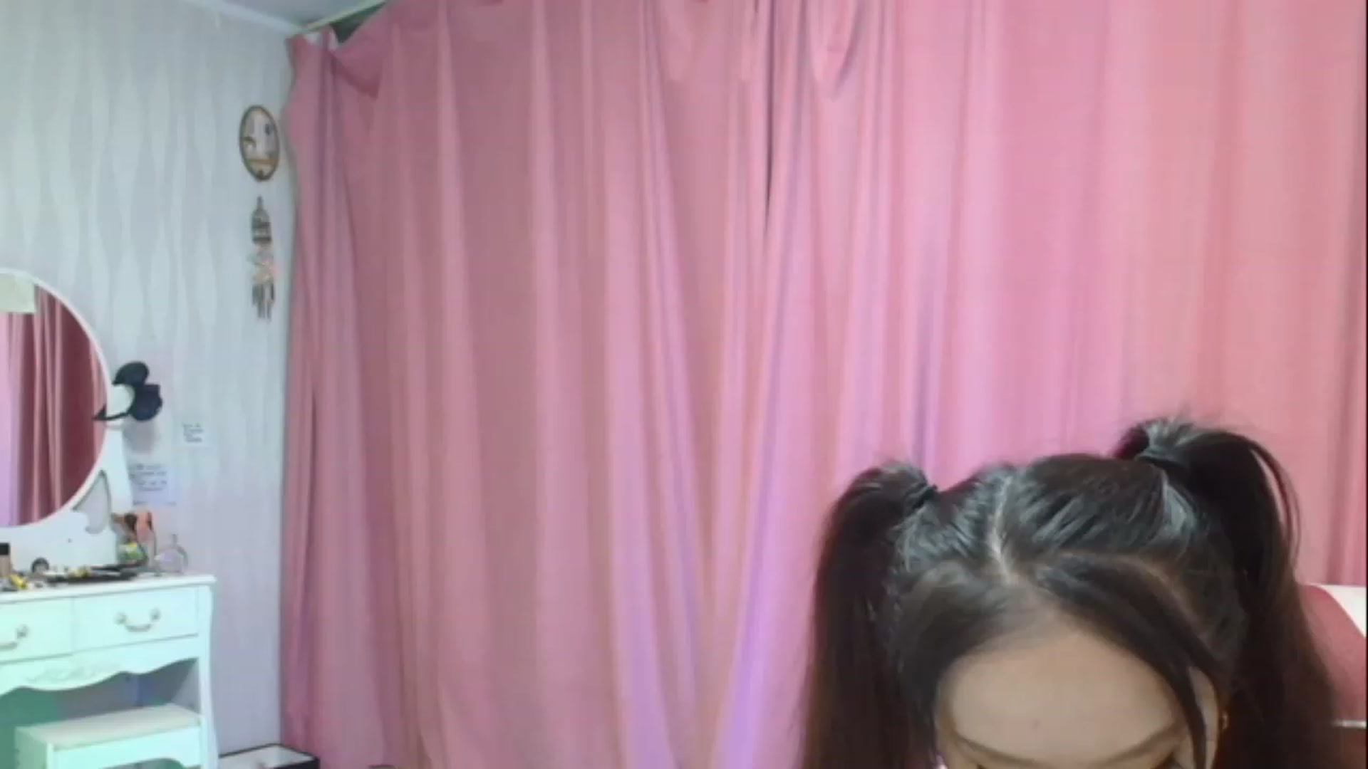 Gallery image thumbnail from Asiankitty_oX's myfreecams stream on, 05/04/2023, 13:31 image 11 of 20