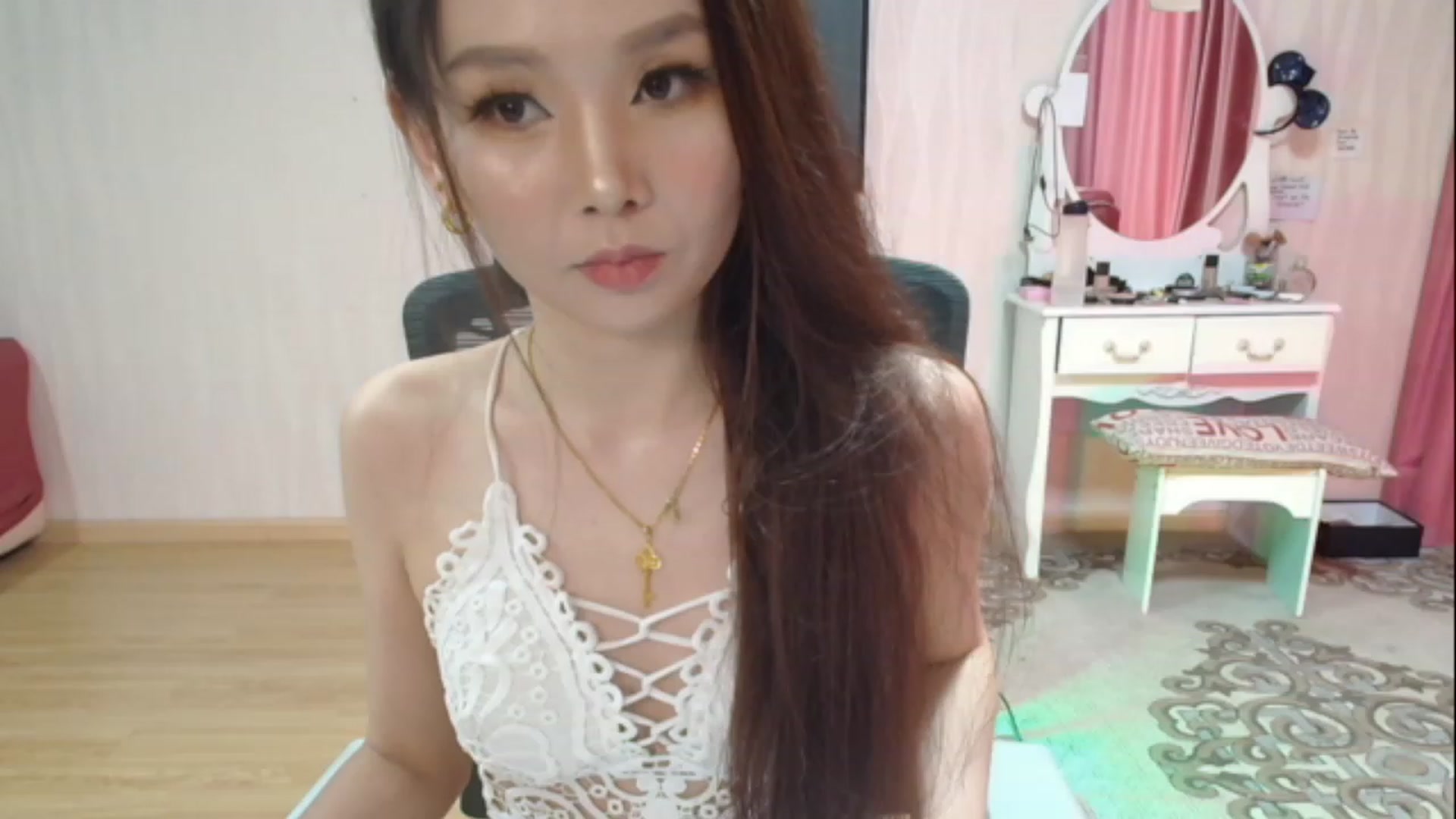Gallery image thumbnail from Asiankitty_oX's myfreecams stream on, 05/05/2023, 08:29 image 11 of 20