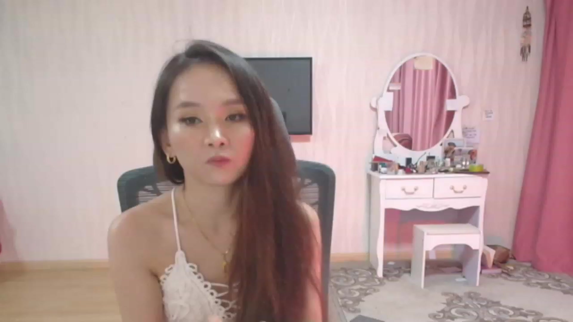 Gallery image thumbnail from Asiankitty_oX's myfreecams stream on, 07/22/2023, 13:12 image 7 of 20