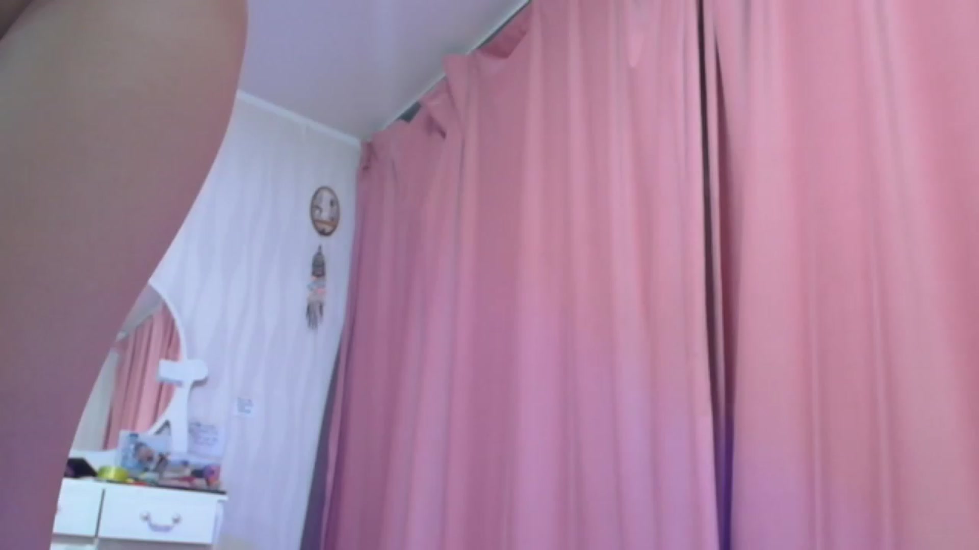 Gallery image thumbnail from Asiankitty_oX's myfreecams stream on, 07/30/2023, 12:40 image 12 of 20