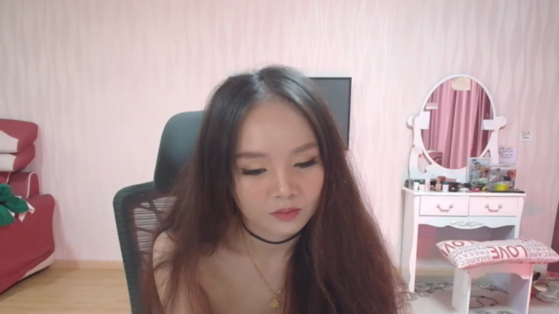 Gallery image thumbnail from Asiankitty_oX's myfreecams stream on, 07/30/2023, 14:03 image 4 of 20