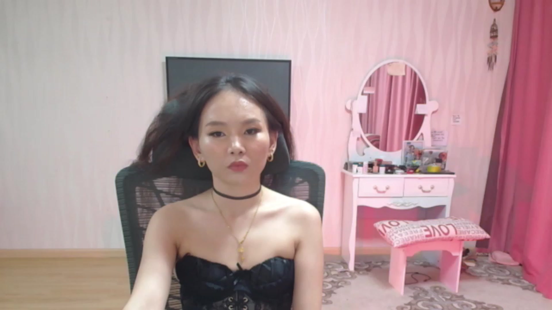 Gallery image thumbnail from Asiankitty_oX's myfreecams stream on, 07/30/2023, 15:06 image 13 of 20