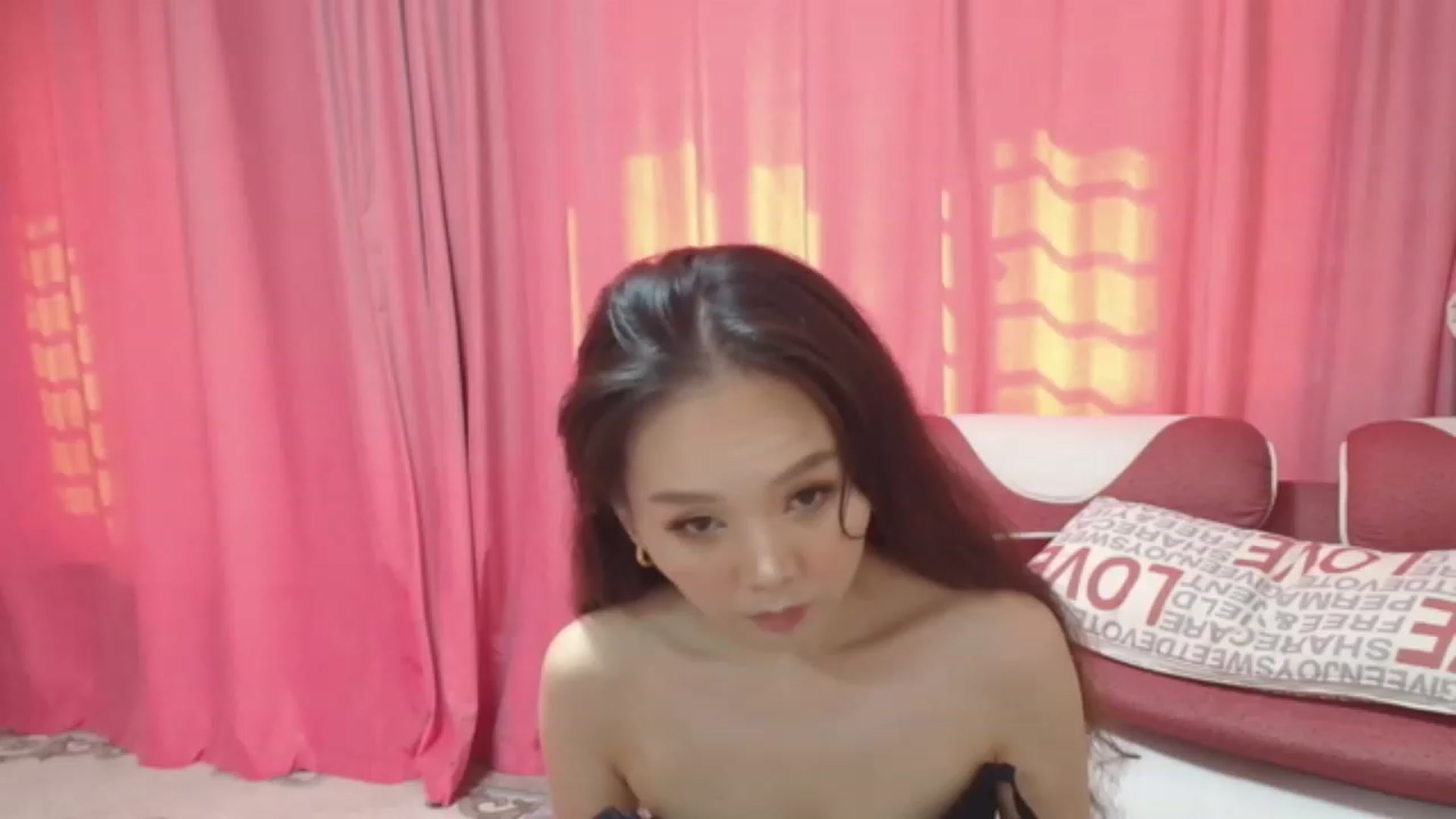 Gallery image thumbnail from Asiankitty_oX's myfreecams stream on, 07/31/2023, 04:02 image 6 of 20