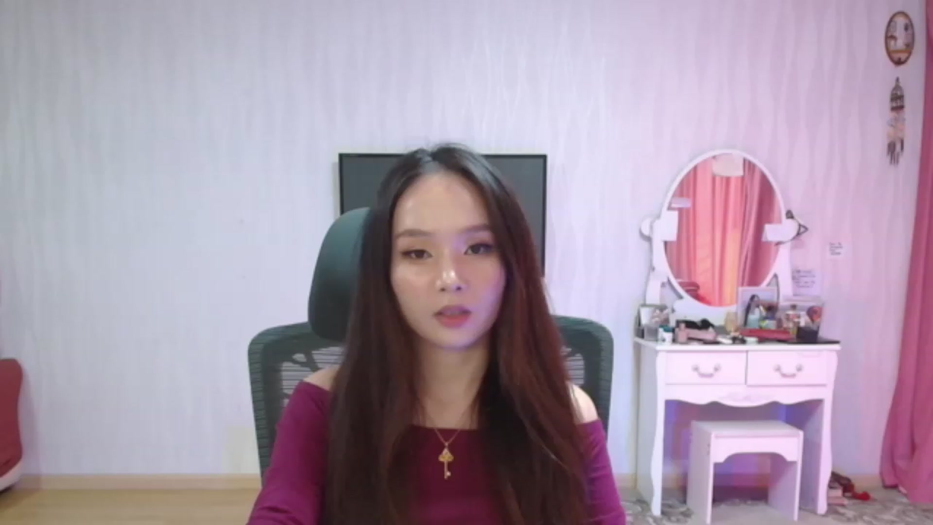 Gallery image thumbnail from Asiankitty_oX's myfreecams stream on, 08/07/2023, 03:30 image 3 of 20