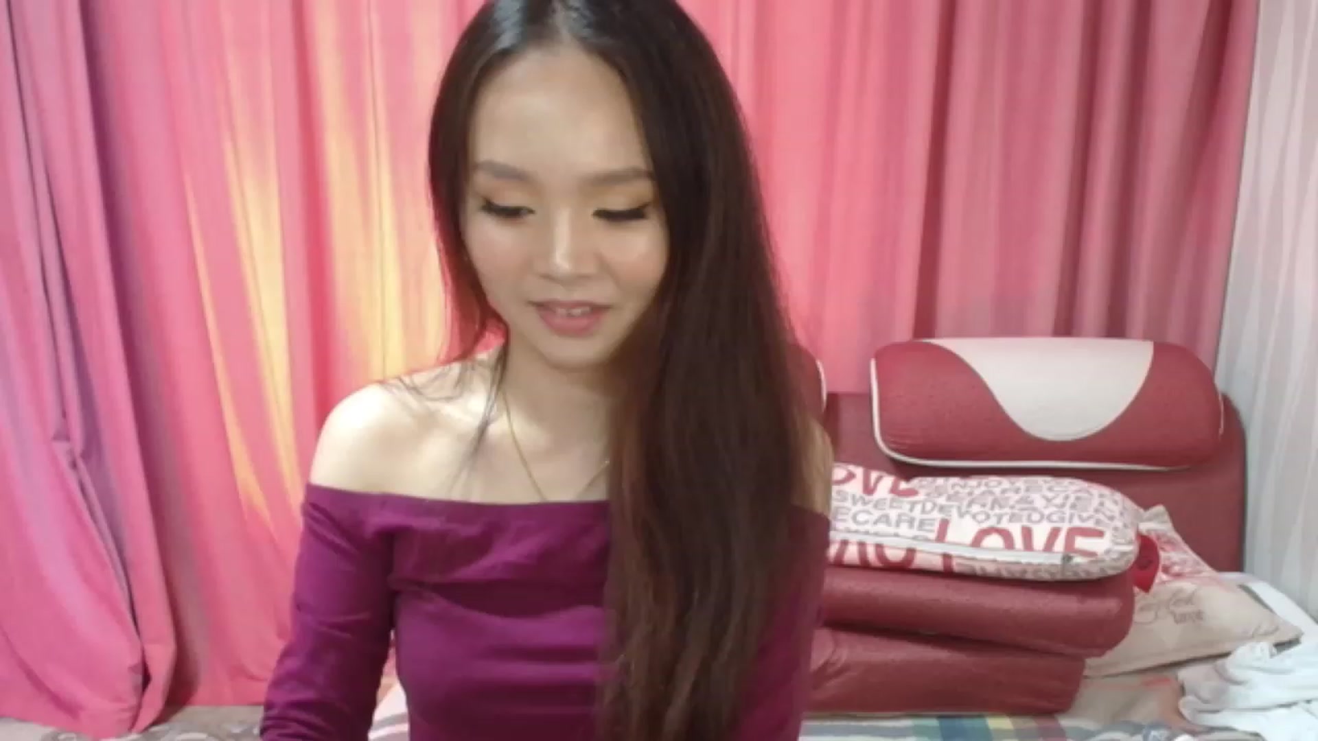 Gallery image thumbnail from Asiankitty_oX's myfreecams stream on, 08/07/2023, 03:30 image 12 of 20