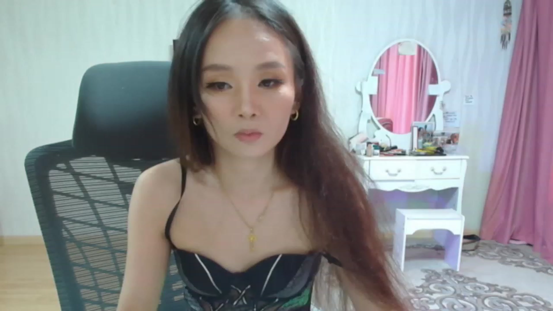 Gallery image thumbnail from Asiankitty_oX's myfreecams stream on, 08/20/2023, 03:03 image 16 of 20