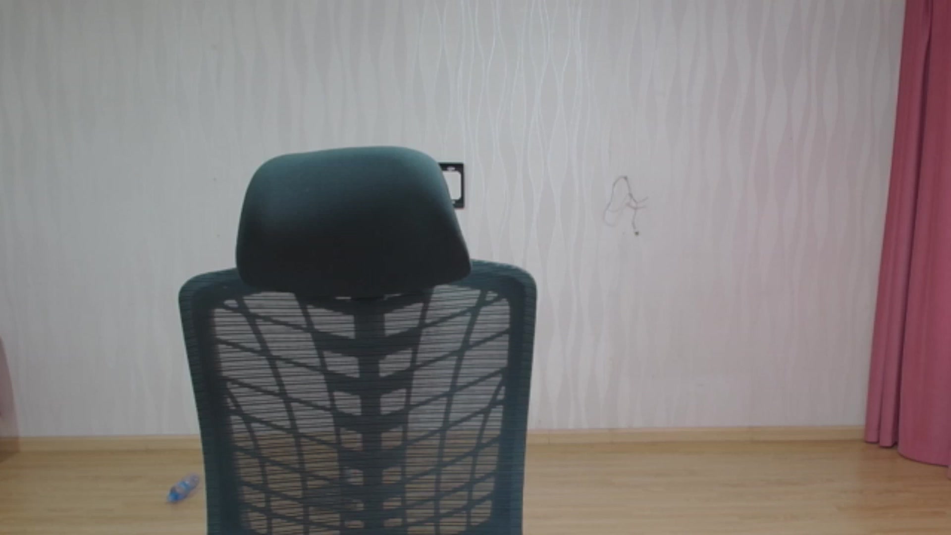 Gallery image thumbnail from Asiankitty_oX's myfreecams stream on, 08/24/2023, 03:55 image 20 of 20