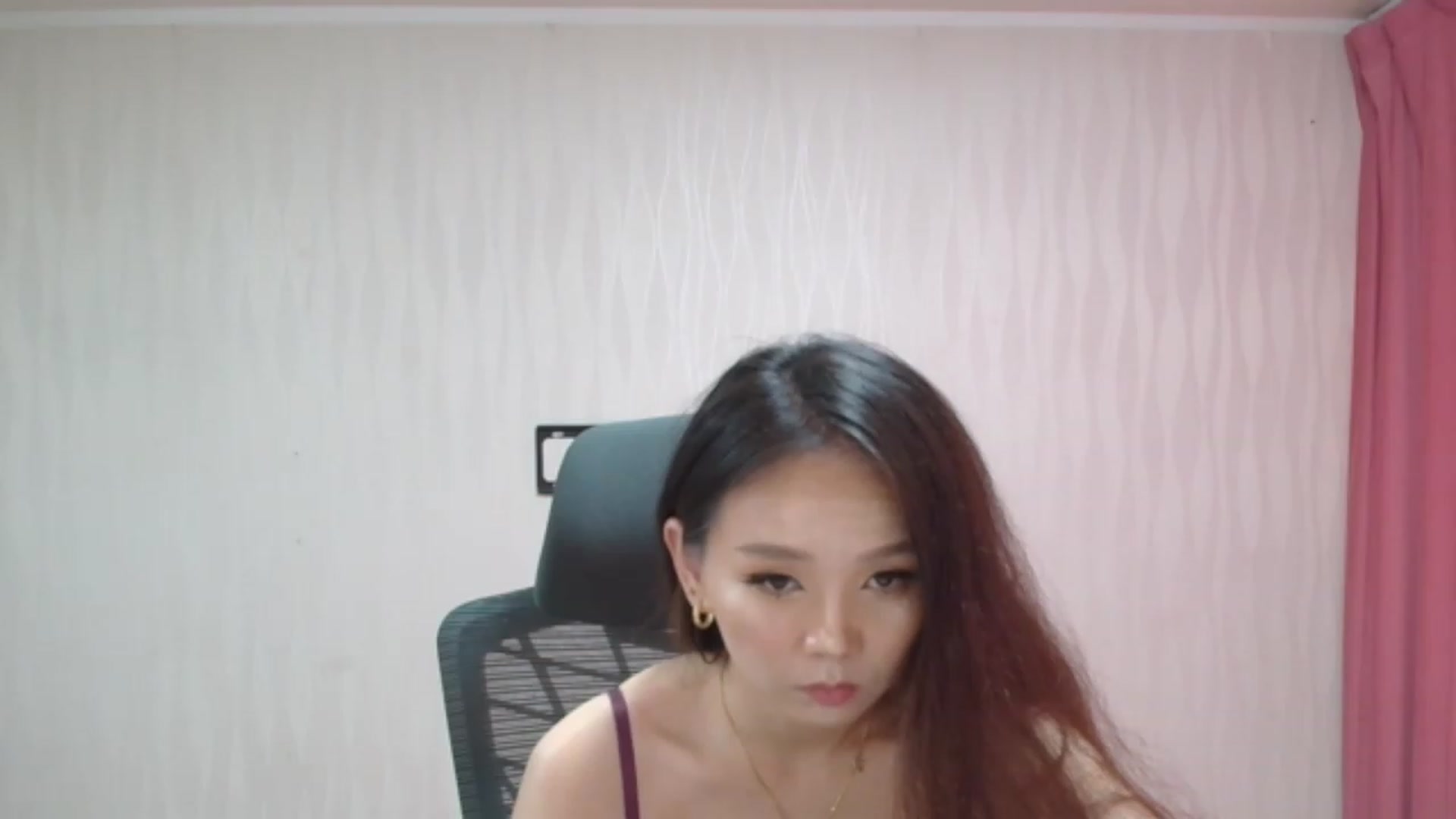 Gallery image thumbnail from Asiankitty_oX's myfreecams stream on, 09/07/2023, 04:57 image 13 of 20