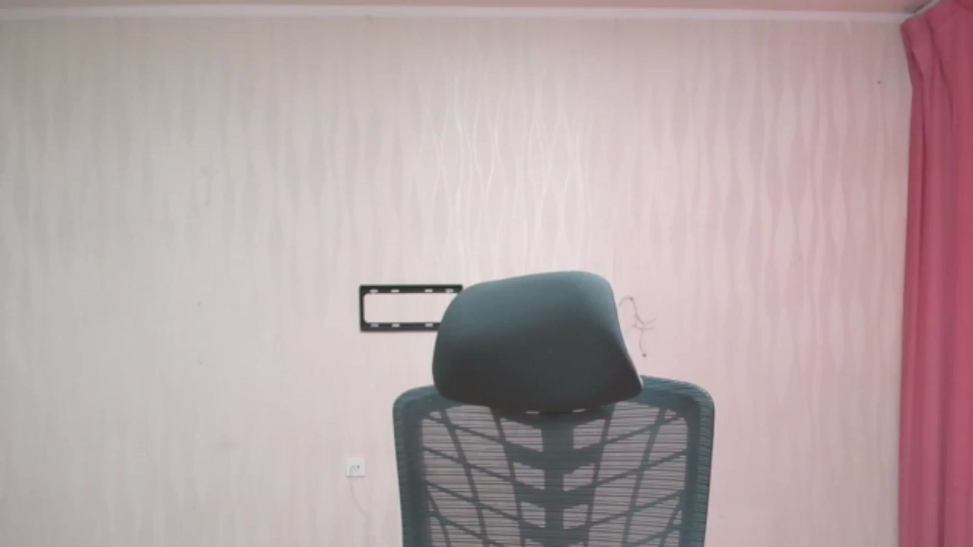 Gallery image thumbnail from Asiankitty_oX's myfreecams stream on, 09/07/2023, 04:57 image 17 of 20