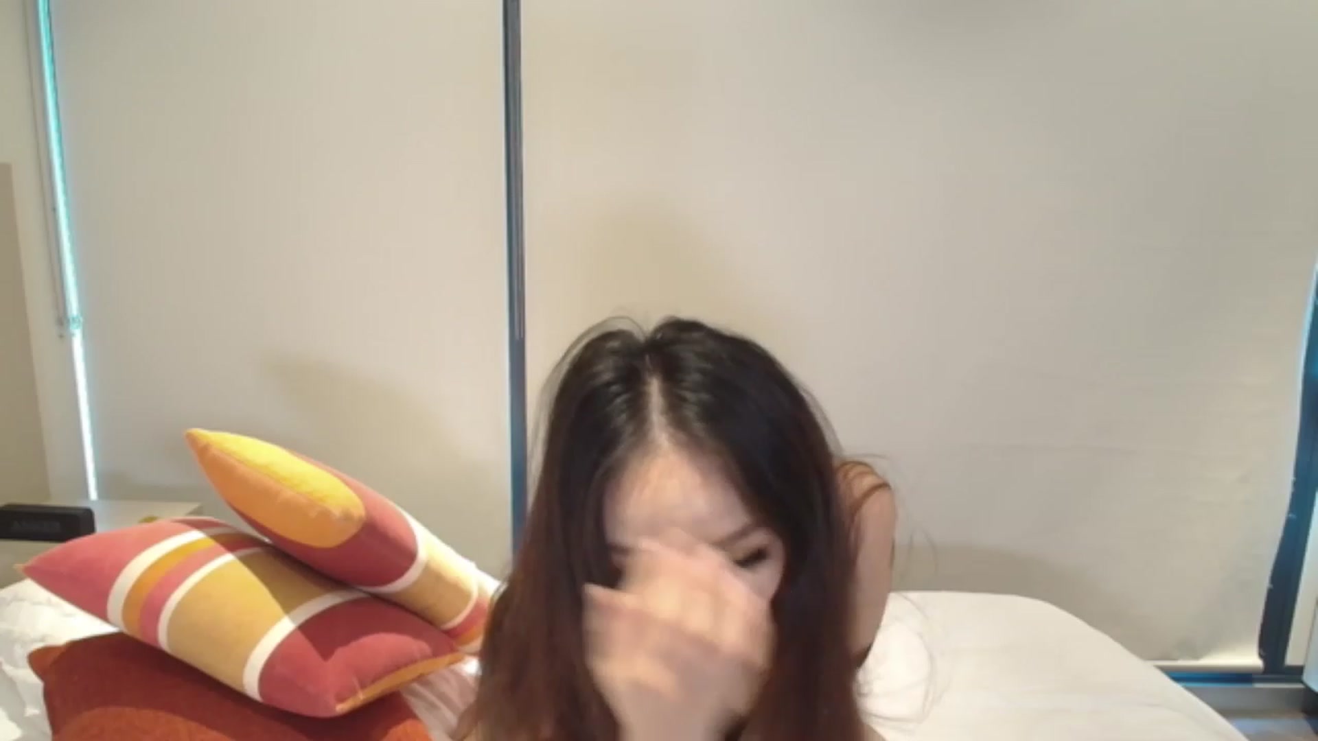 Gallery image thumbnail from Asiankitty_oX's myfreecams stream on, 10/07/2023, 01:40 image 15 of 20