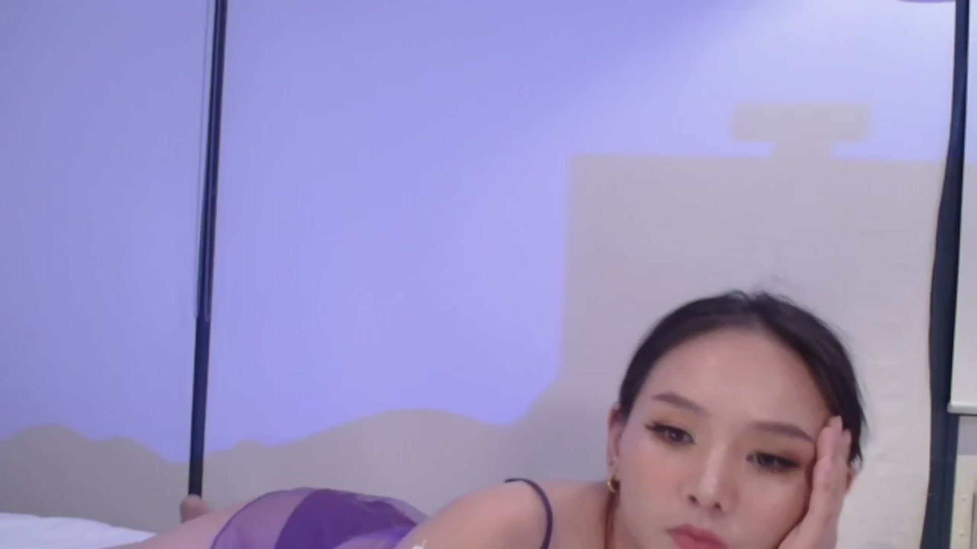 Gallery image thumbnail from Asiankitty_oX's myfreecams stream on, 10/13/2023, 13:21 image 12 of 20