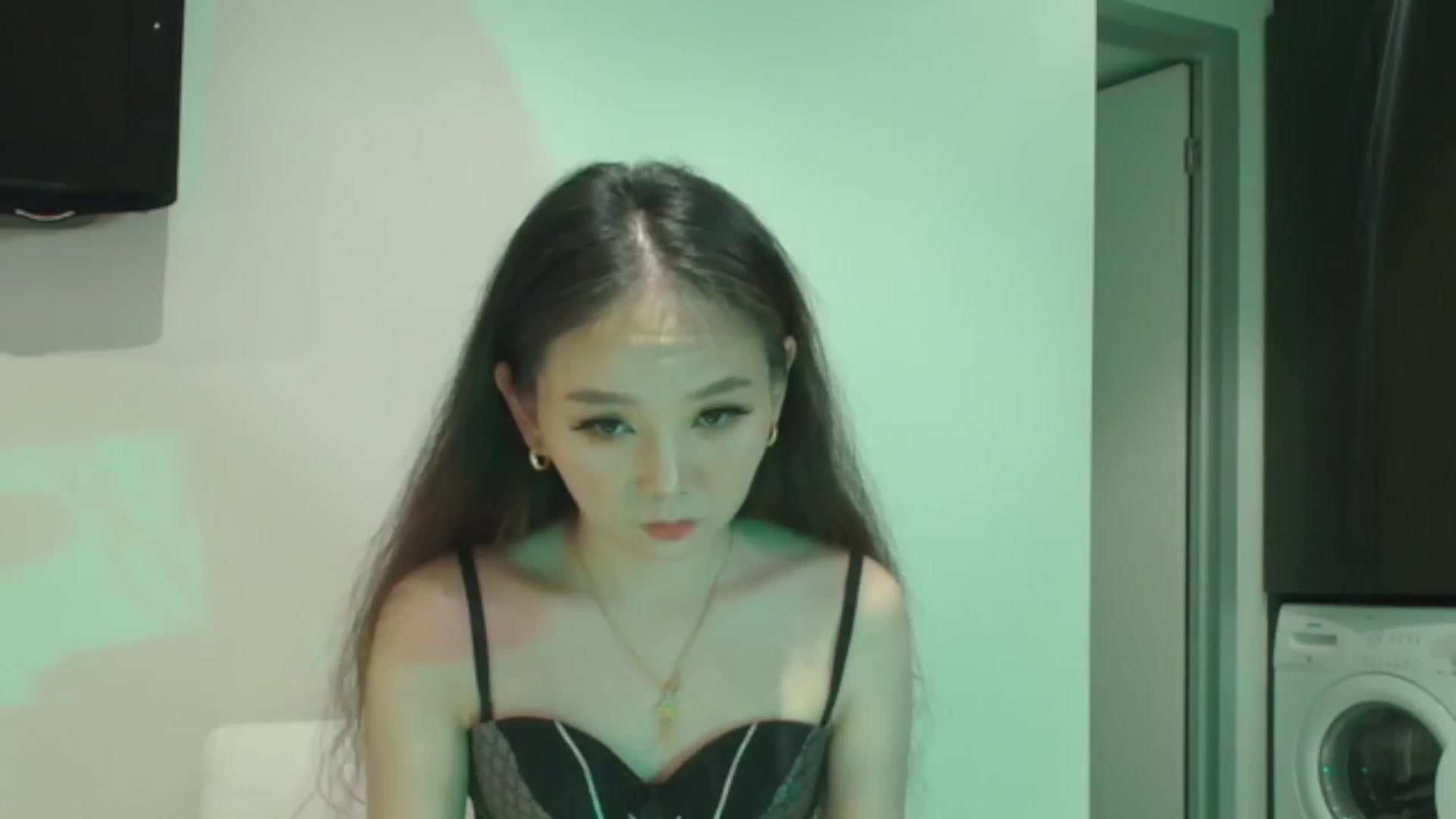 Gallery image thumbnail from Asiankitty_oX's myfreecams stream on, 10/29/2023, 04:47 image 3 of 20