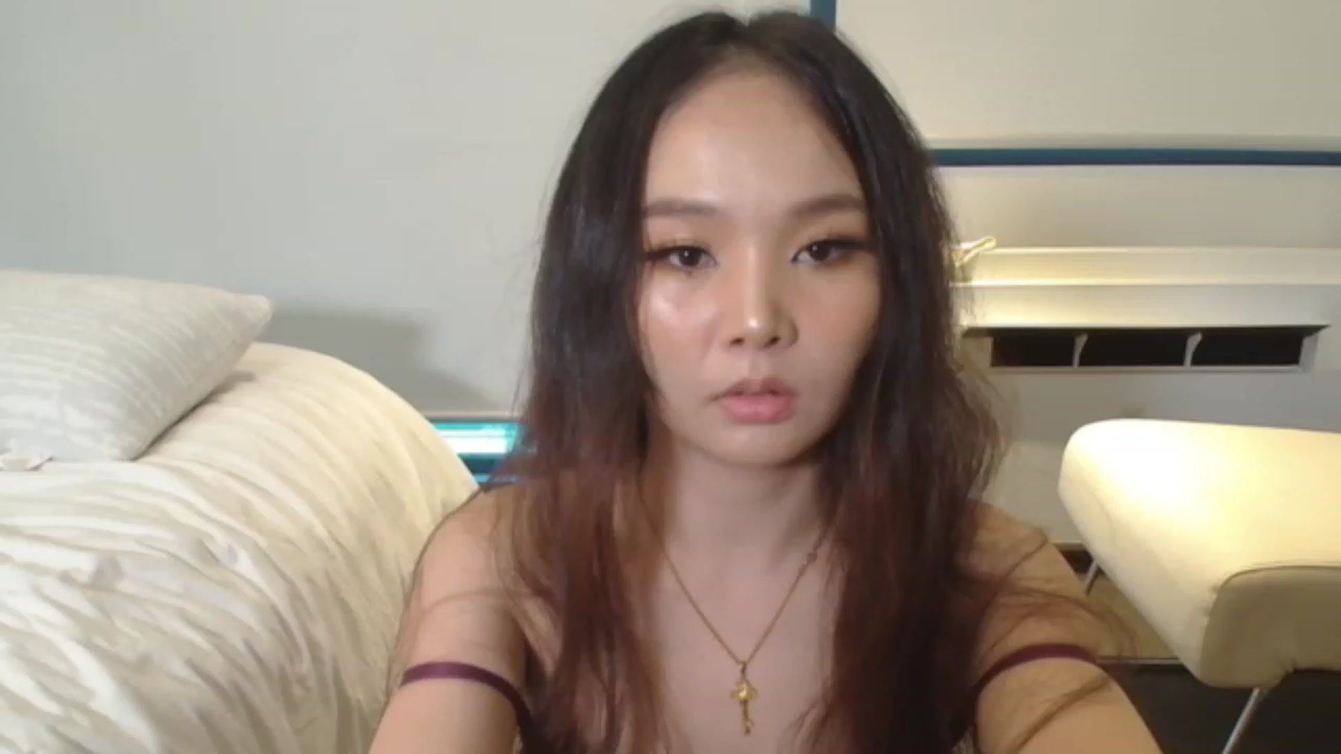Gallery image thumbnail from Asiankitty_oX's myfreecams stream on, 12/02/2023, 06:34 image 18 of 20