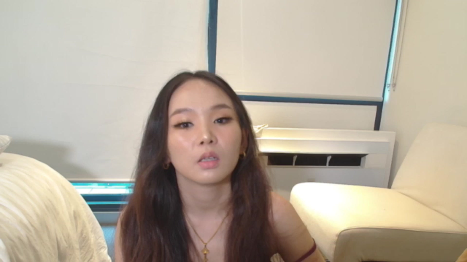 Gallery image thumbnail from Asiankitty_oX's myfreecams stream on, 12/02/2023, 06:34 image 19 of 20