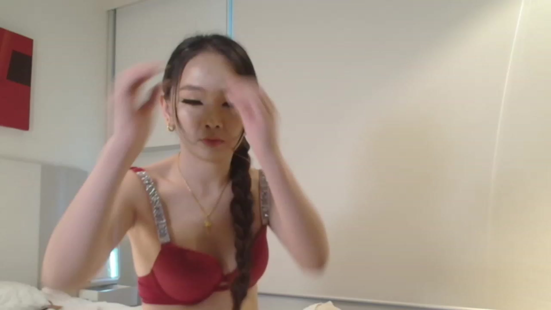 Gallery image thumbnail from Asiankitty_oX's myfreecams stream on, 12/26/2023, 04:41 image 6 of 20
