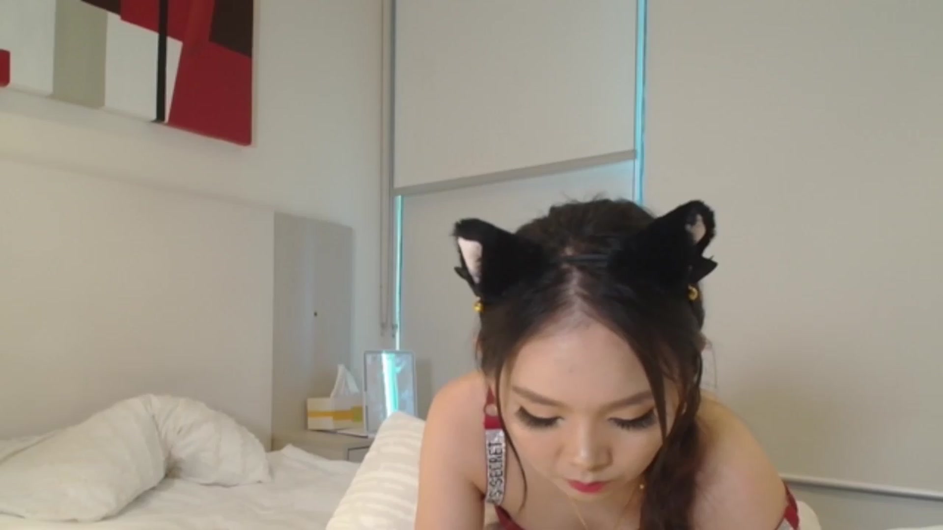 Gallery image thumbnail from Asiankitty_oX's myfreecams stream on, 12/26/2023, 06:19 image 16 of 20