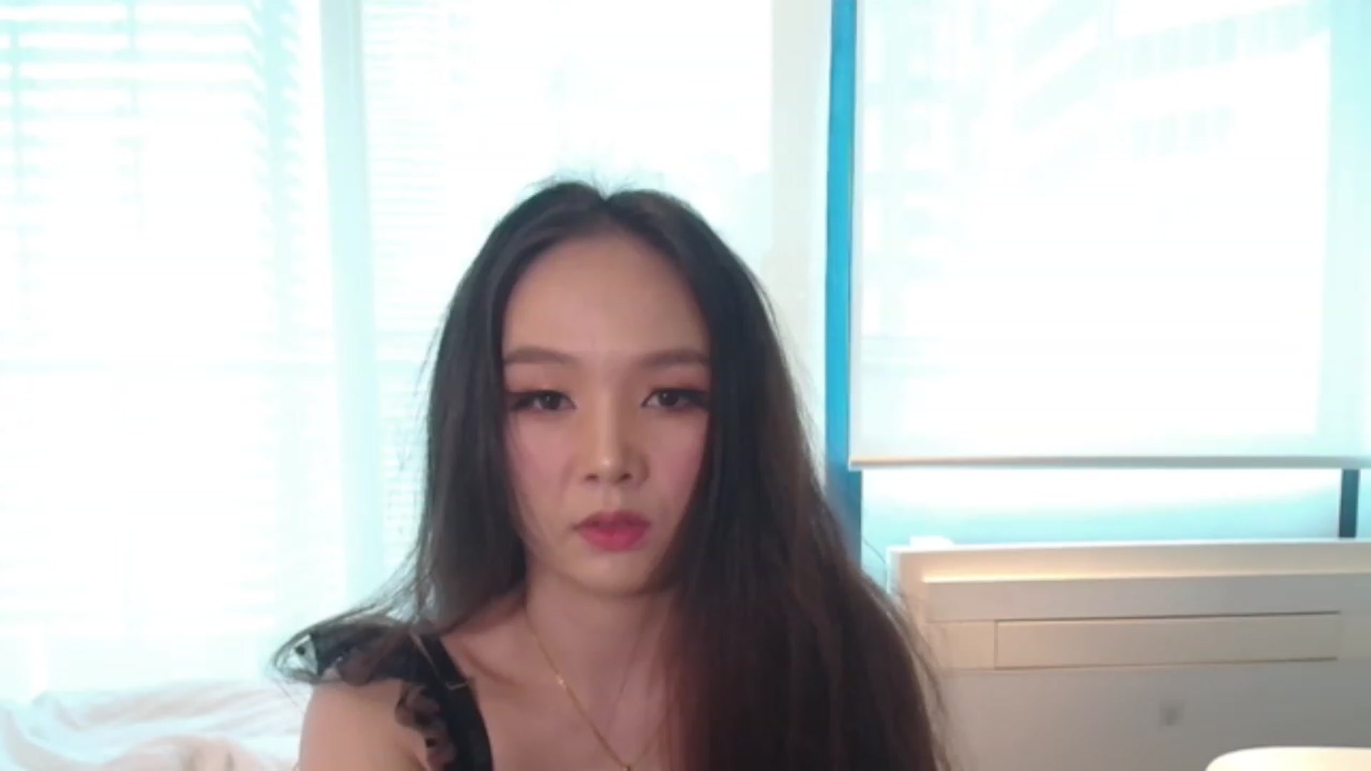Gallery image thumbnail from Asiankitty_oX's myfreecams stream on, 12/30/2023, 05:19 image 3 of 20