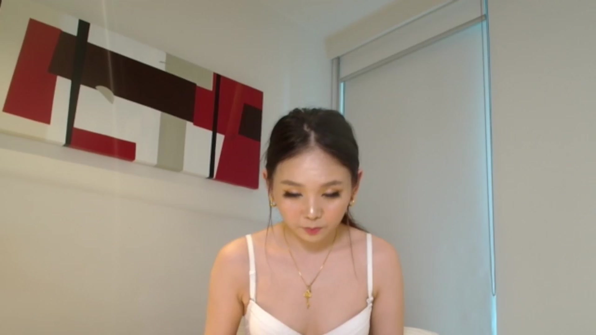 Gallery image thumbnail from Asiankitty_oX's myfreecams stream on, 01/02/2024, 03:23 image 7 of 20