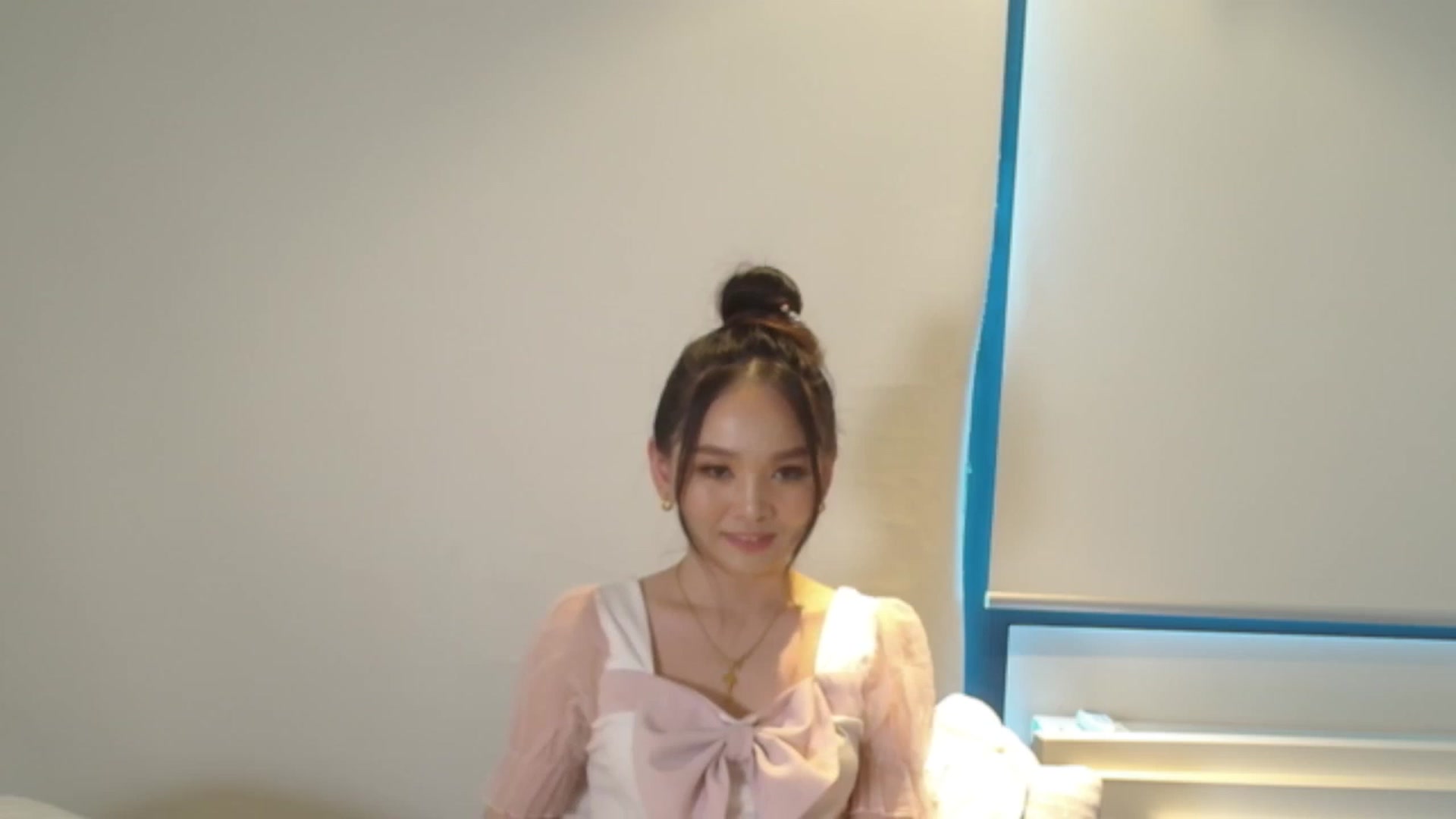 Gallery image thumbnail from Asiankitty_oX's myfreecams stream on, 01/10/2024, 03:26 image 4 of 20