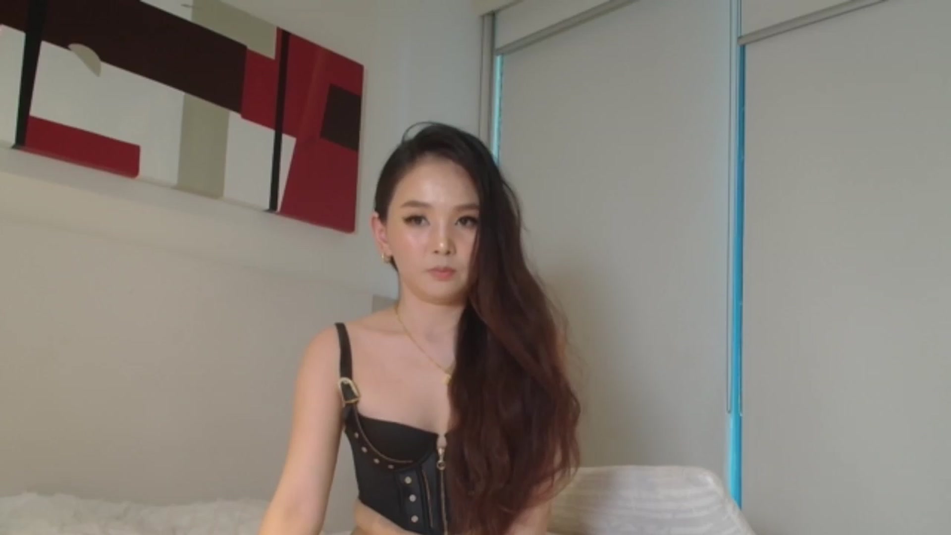 Gallery image thumbnail from Asiankitty_oX's myfreecams stream on, 01/12/2024, 02:42 image 6 of 20