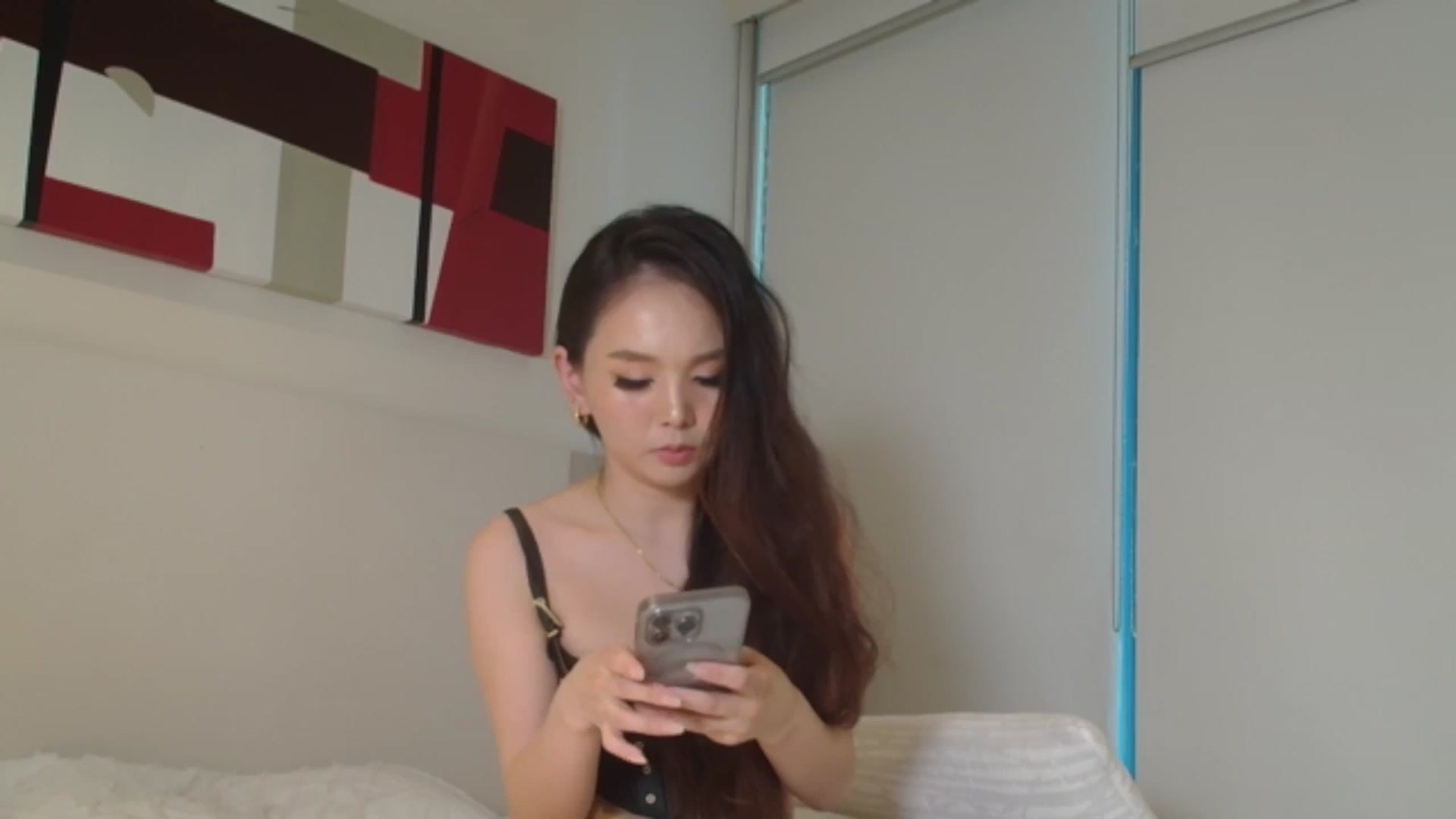 Gallery image thumbnail from Asiankitty_oX's myfreecams stream on, 01/12/2024, 02:42 image 9 of 20