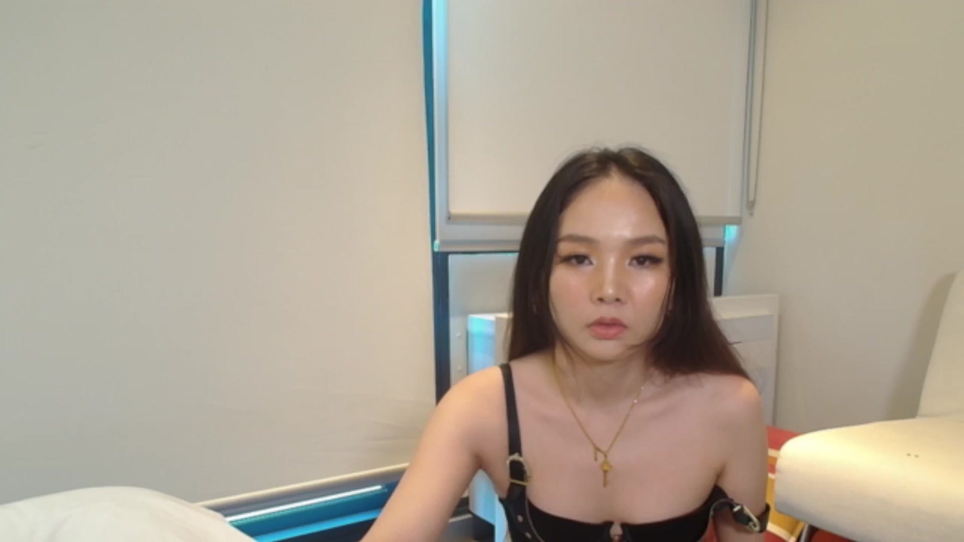 Gallery image thumbnail from Asiankitty_oX's myfreecams stream on, 01/18/2024, 06:57 image 2 of 20