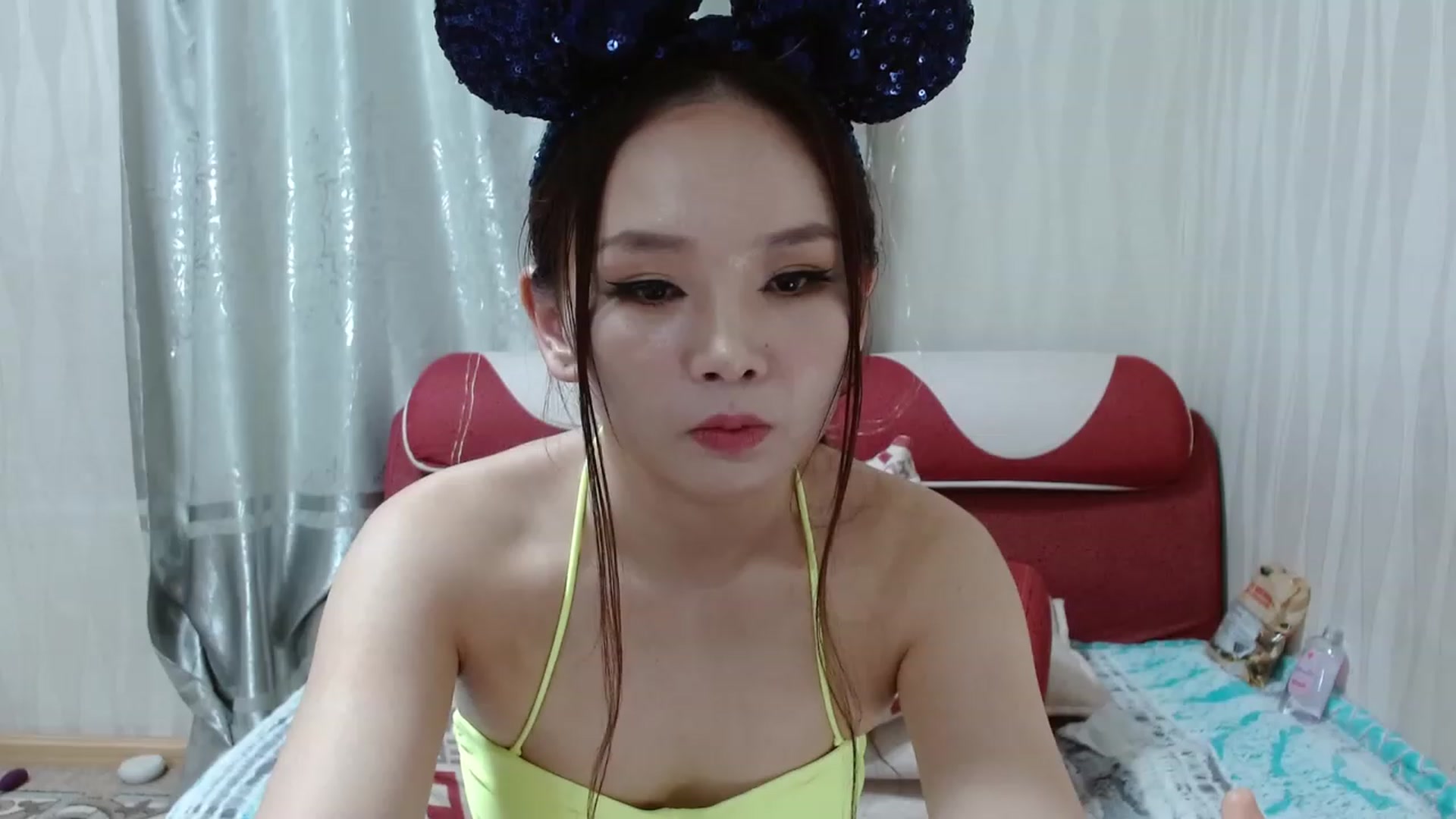 Gallery image thumbnail from Asiankitty_xX's myfreecams stream on, 11/18/2022, 13:45 image 2 of 20