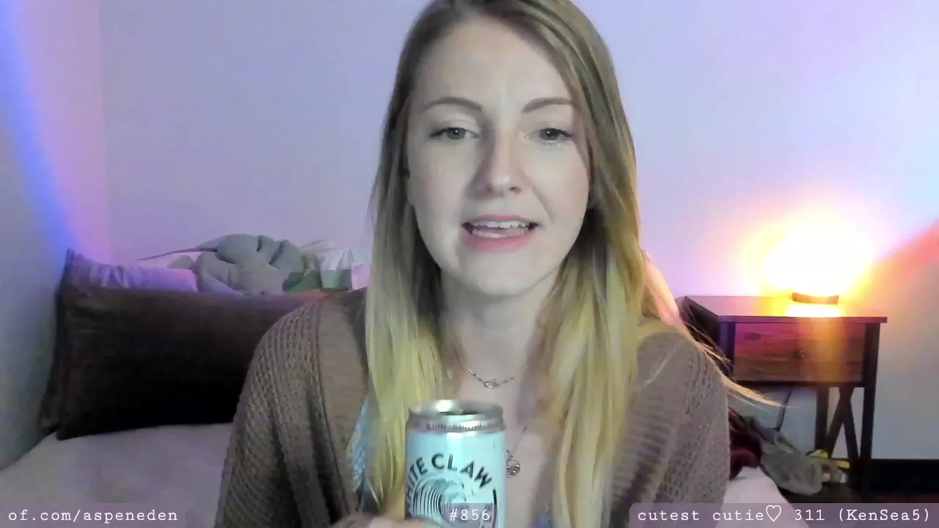 Gallery image thumbnail from AspenEden's myfreecams stream on, 03/04/2023, 01:28 image 15 of 20