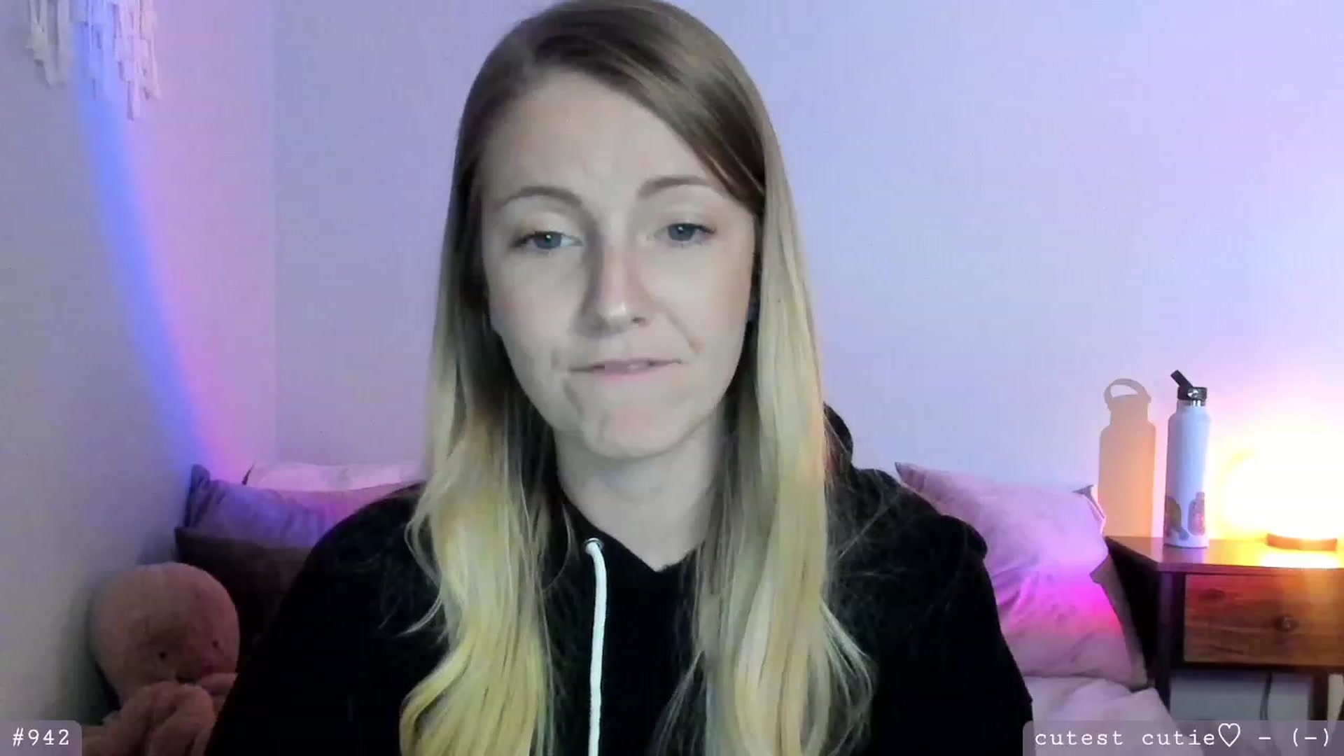 Gallery image thumbnail from AspenEden's myfreecams stream on, 03/10/2023, 01:06 image 18 of 20
