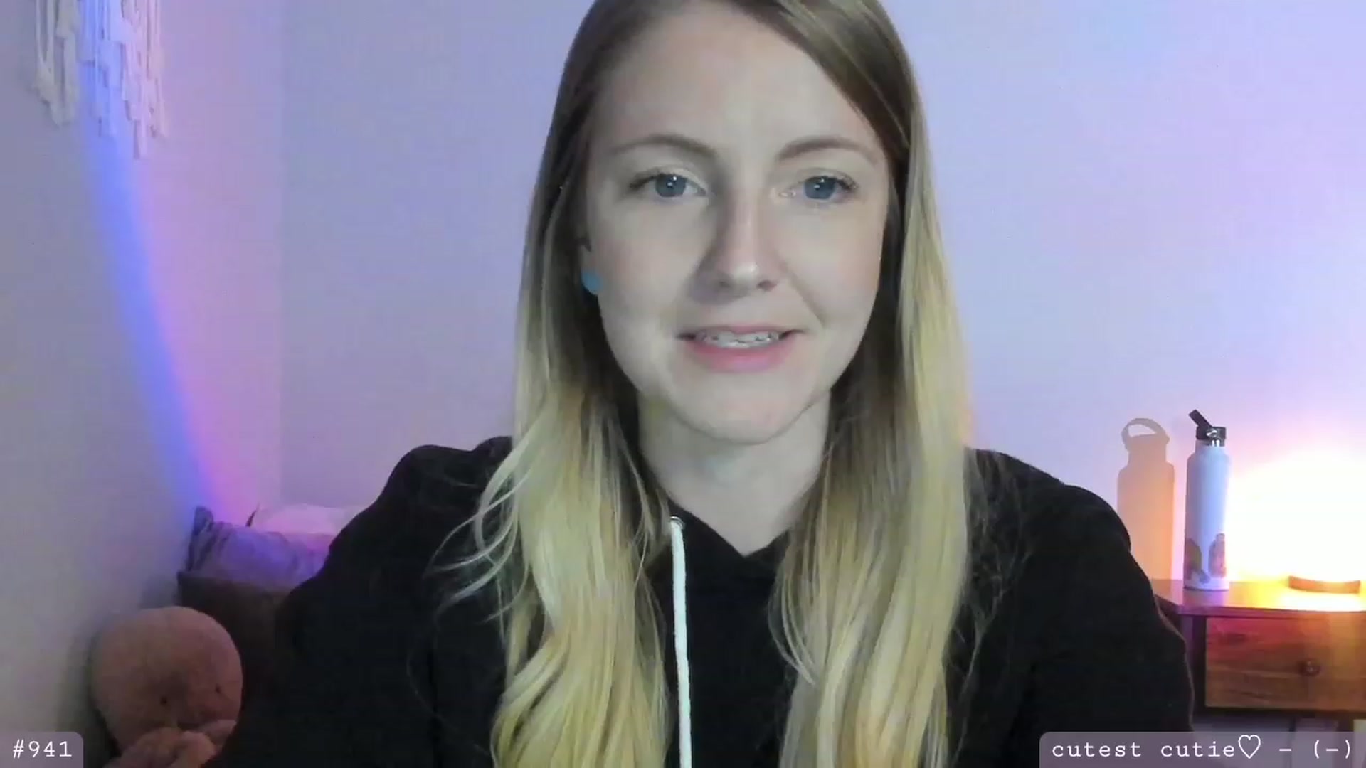 Gallery image thumbnail from AspenEden's myfreecams stream on, 03/10/2023, 01:06 image 7 of 20